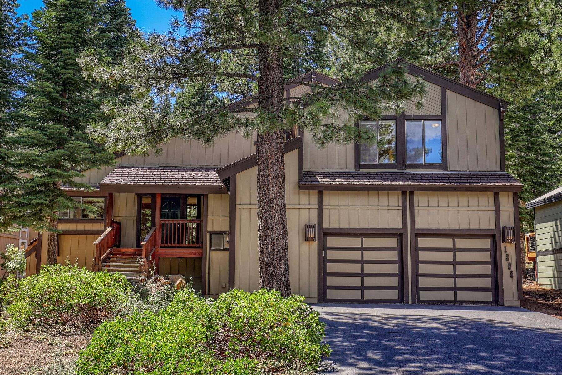 Truckee, CA 96161,1208 Gold Bend