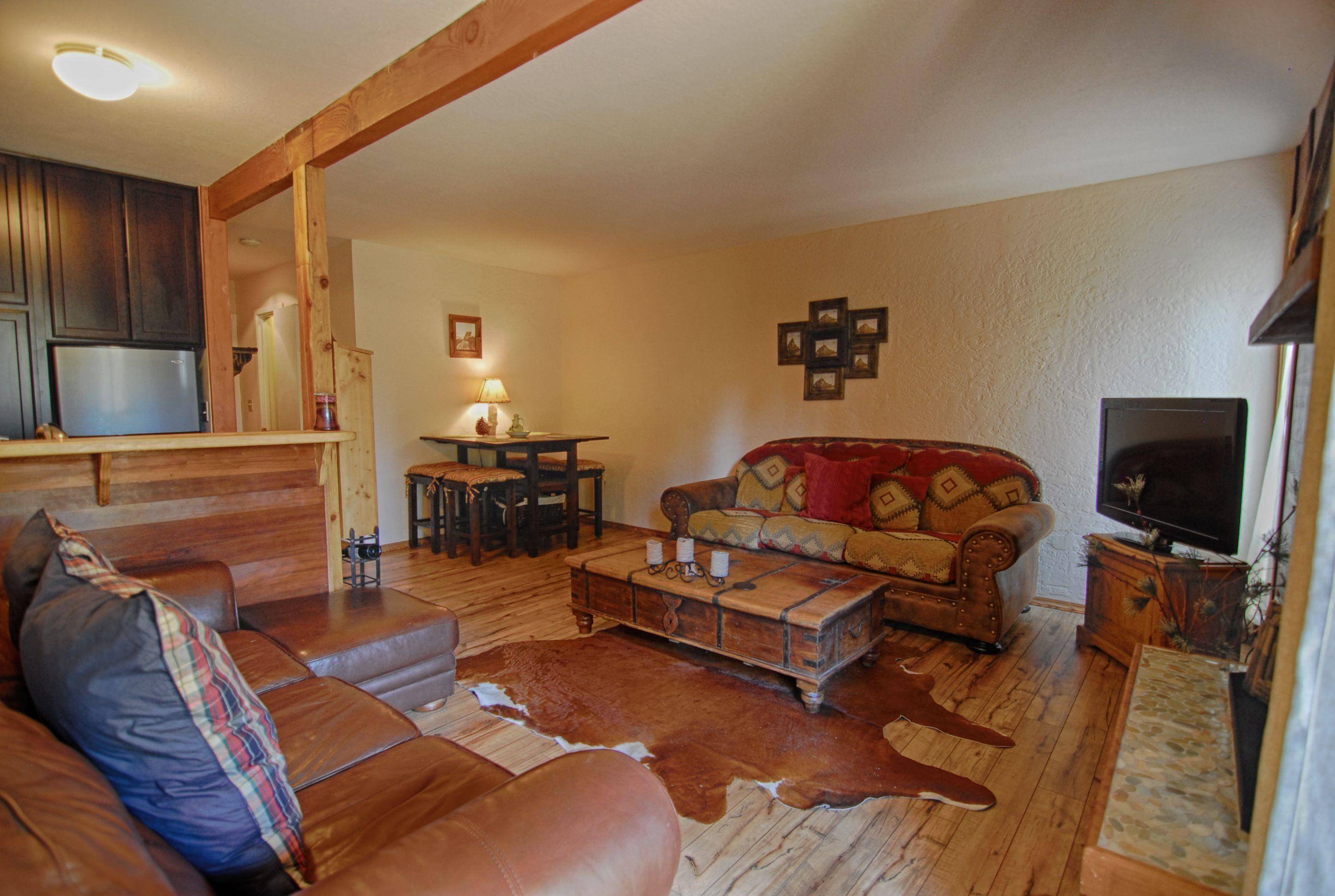 Tahoe Vista, CA 96148,1300 Regency Way #32