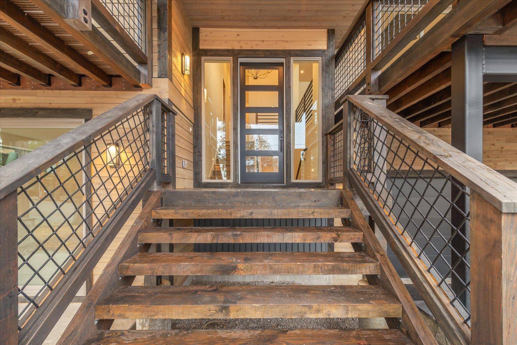 Truckee, CA 96161,11697 Bennett Flat Road