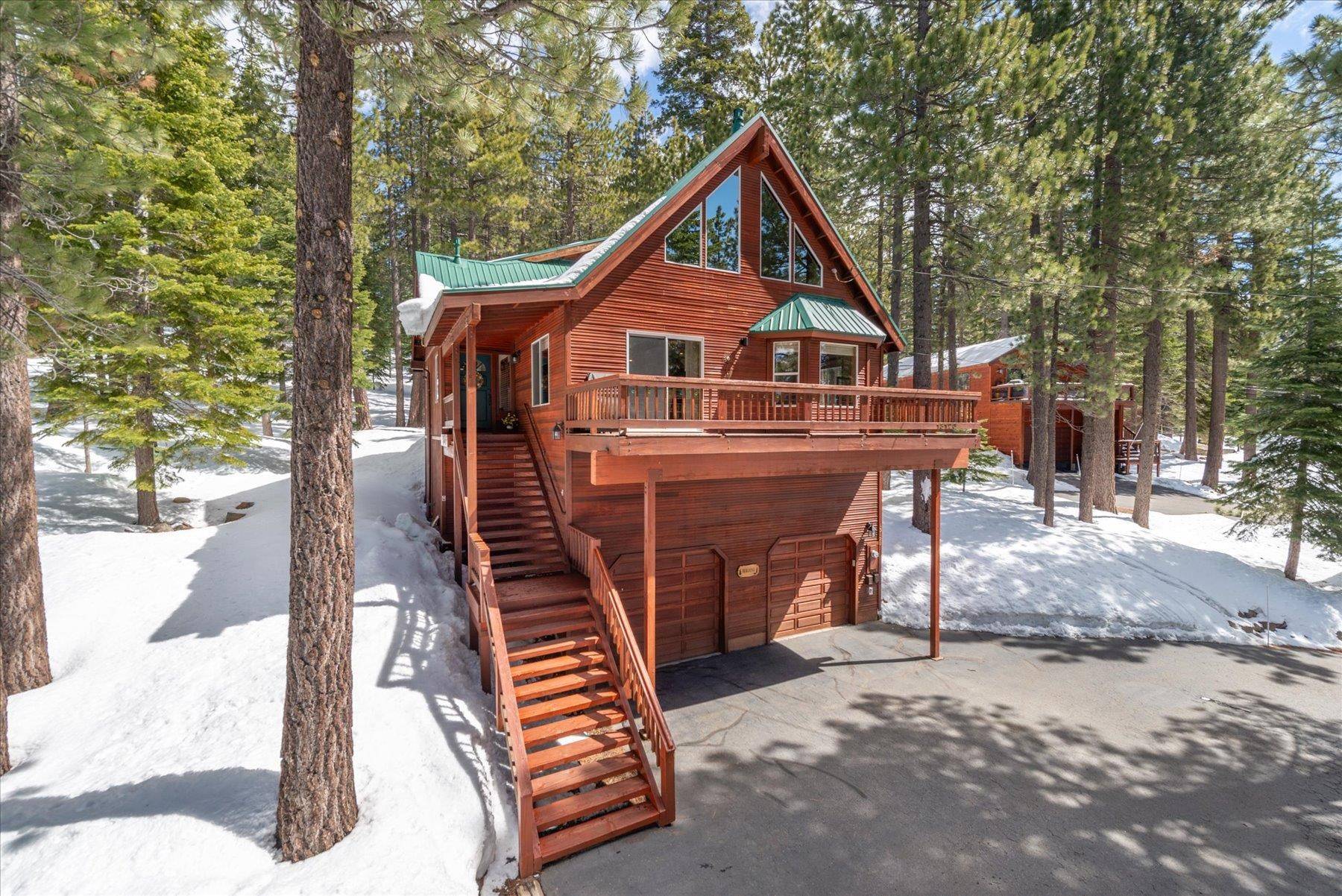 Truckee, CA 96161,13120 Falcon Point Place