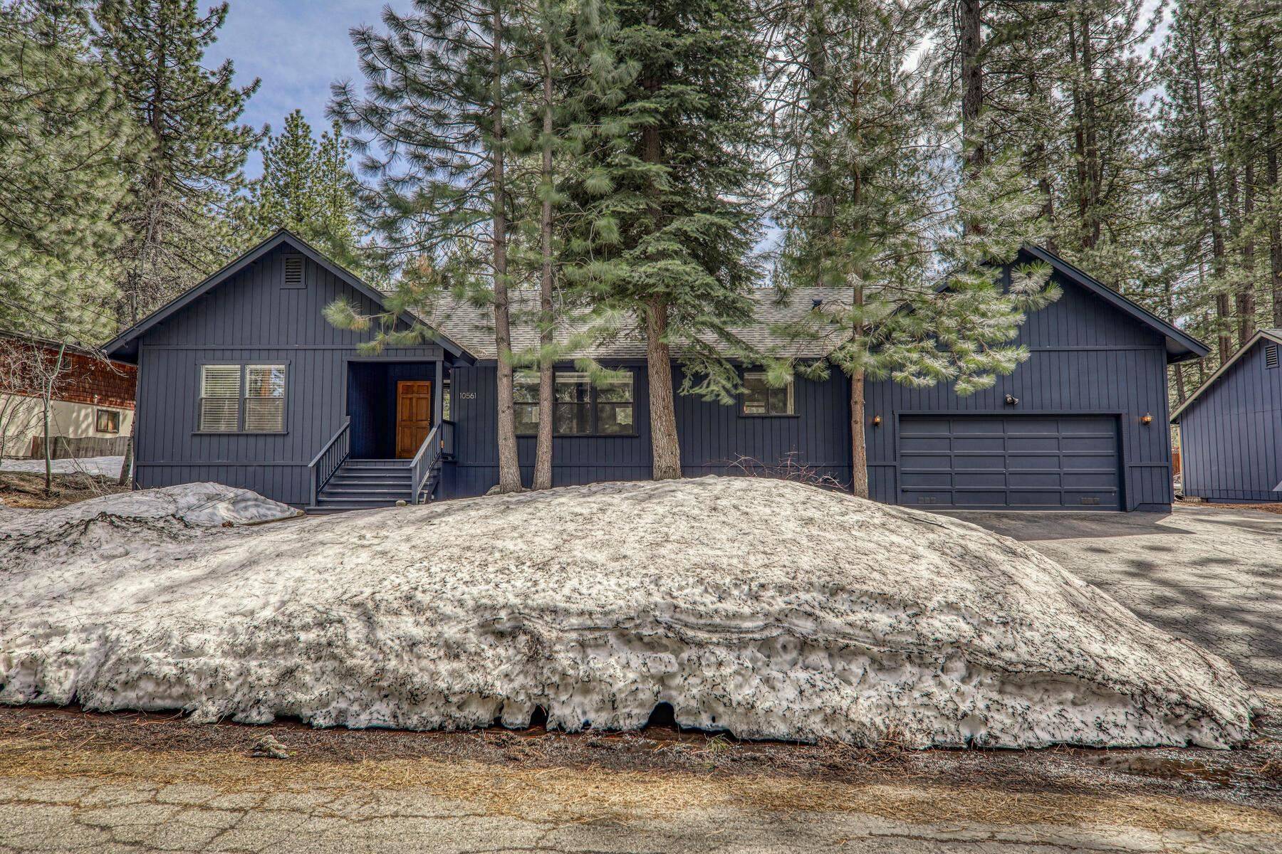 Truckee, CA 96161,10561 Golden Pine Road