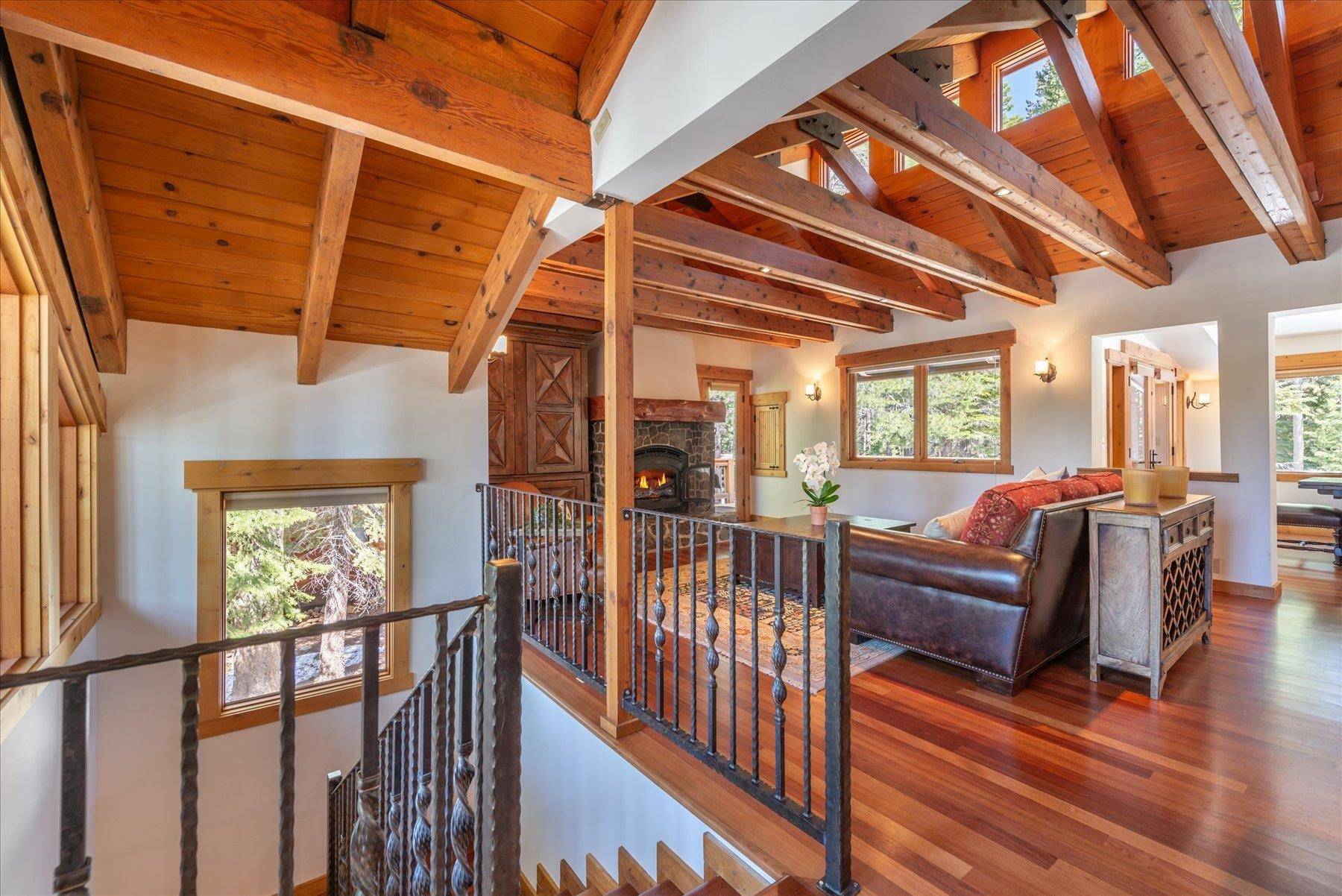Truckee, CA 96161,12417 Snowpeak Way