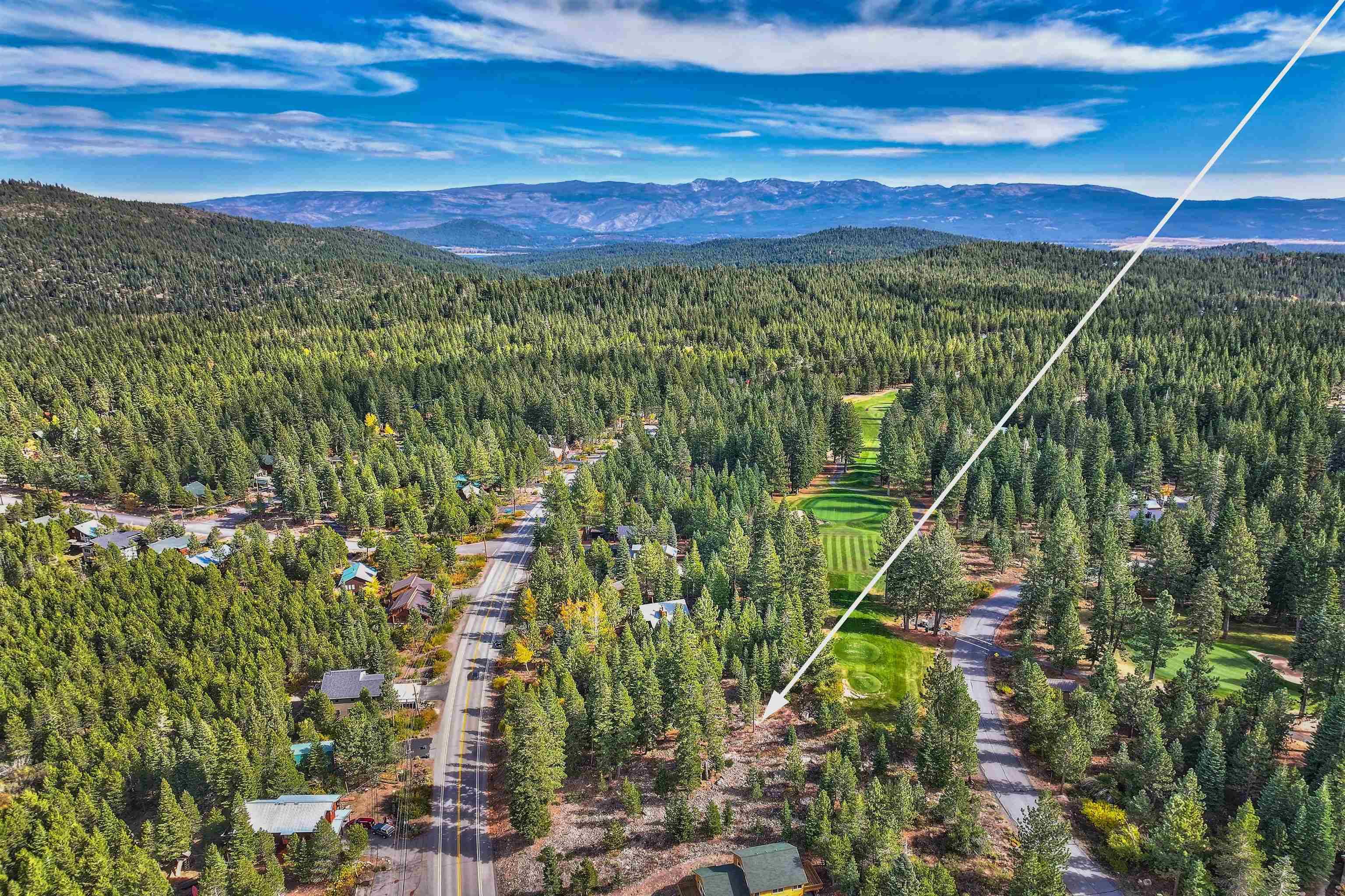 Truckee, CA 96161,13808 Northwoods Boulevard