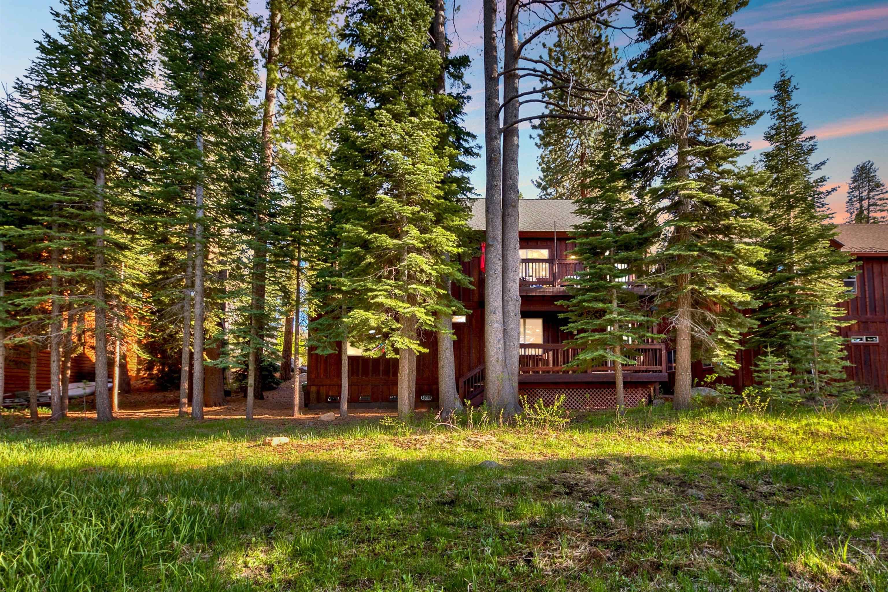 Truckee, CA 96161-3185,10565 Winter Creek Loop