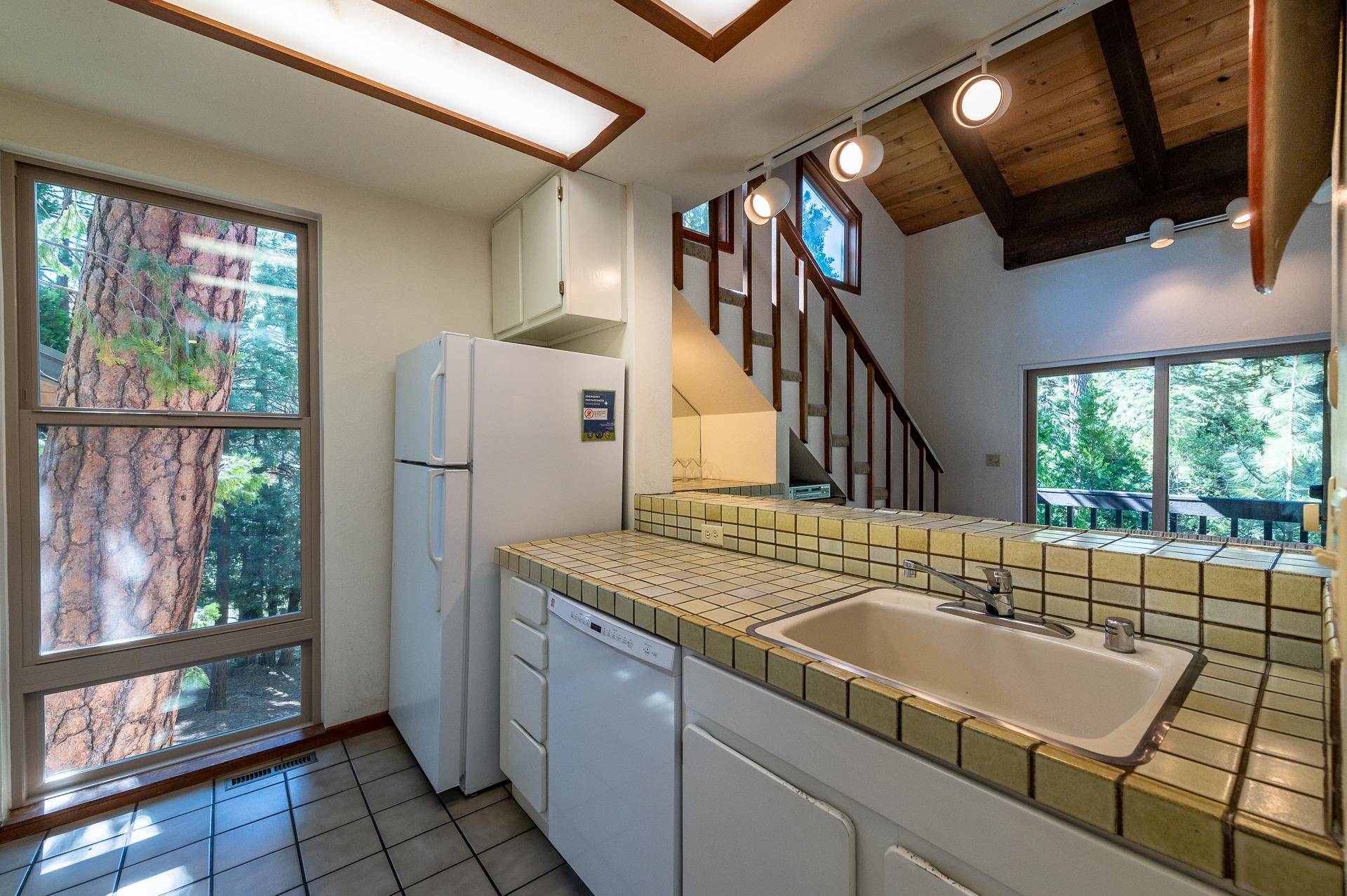 Tahoe City, CA 96145,2755 North Lake Boulevard #13