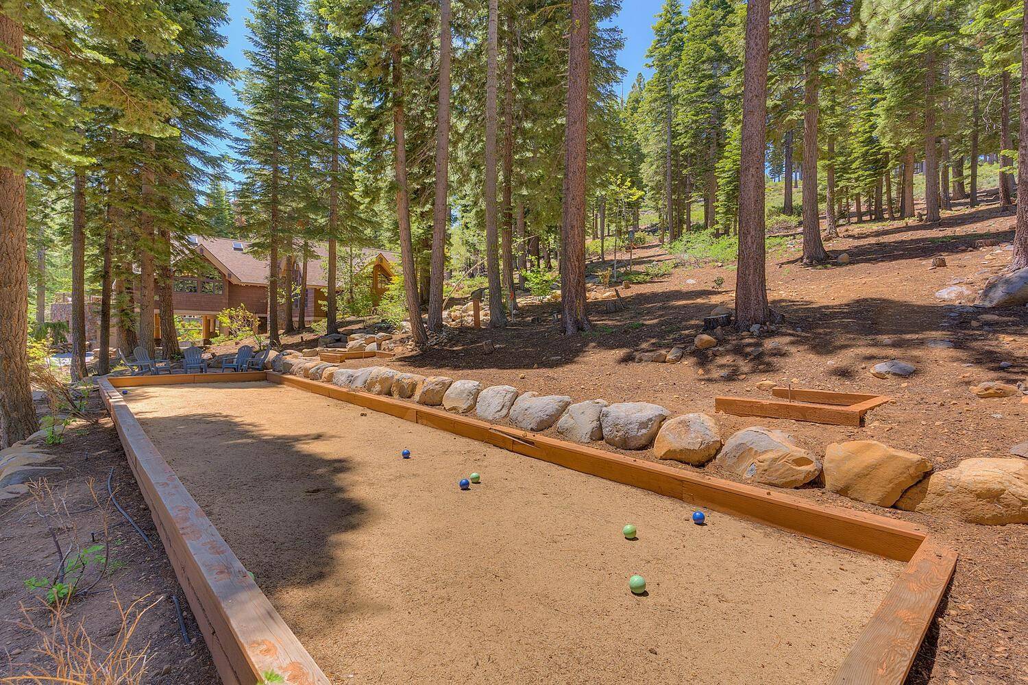 Truckee, CA 96161,2220 Silver Fox Court