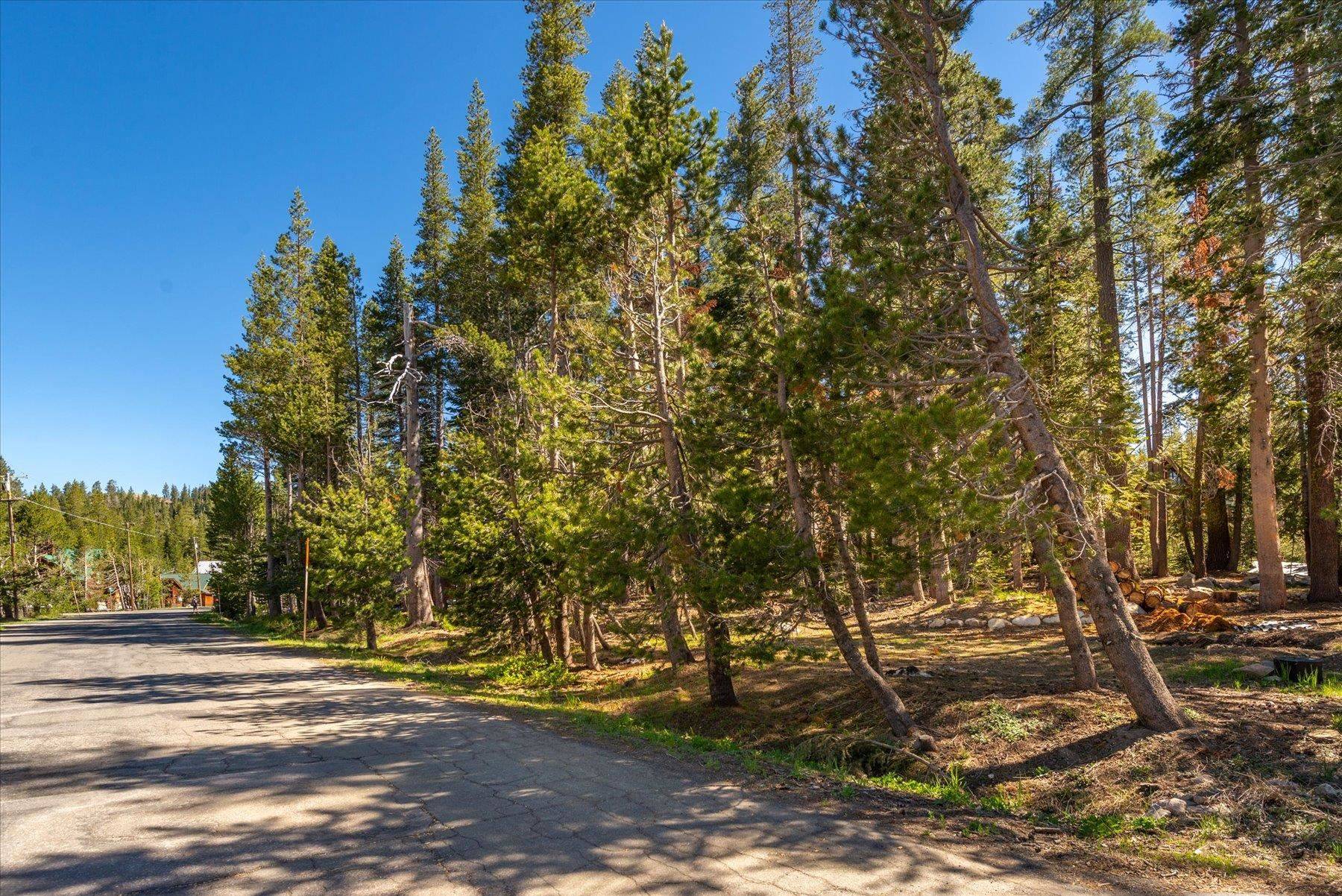 Soda Springs, CA 95728,6626 Yuba Drive