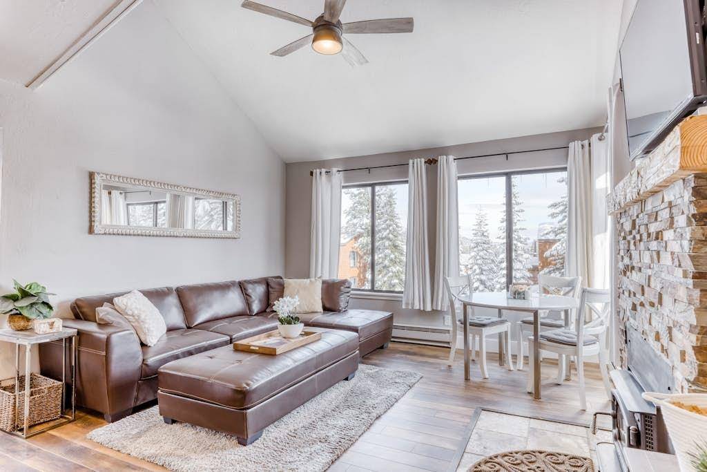 Truckee, CA 96161,11561 Snowpeak Way #644