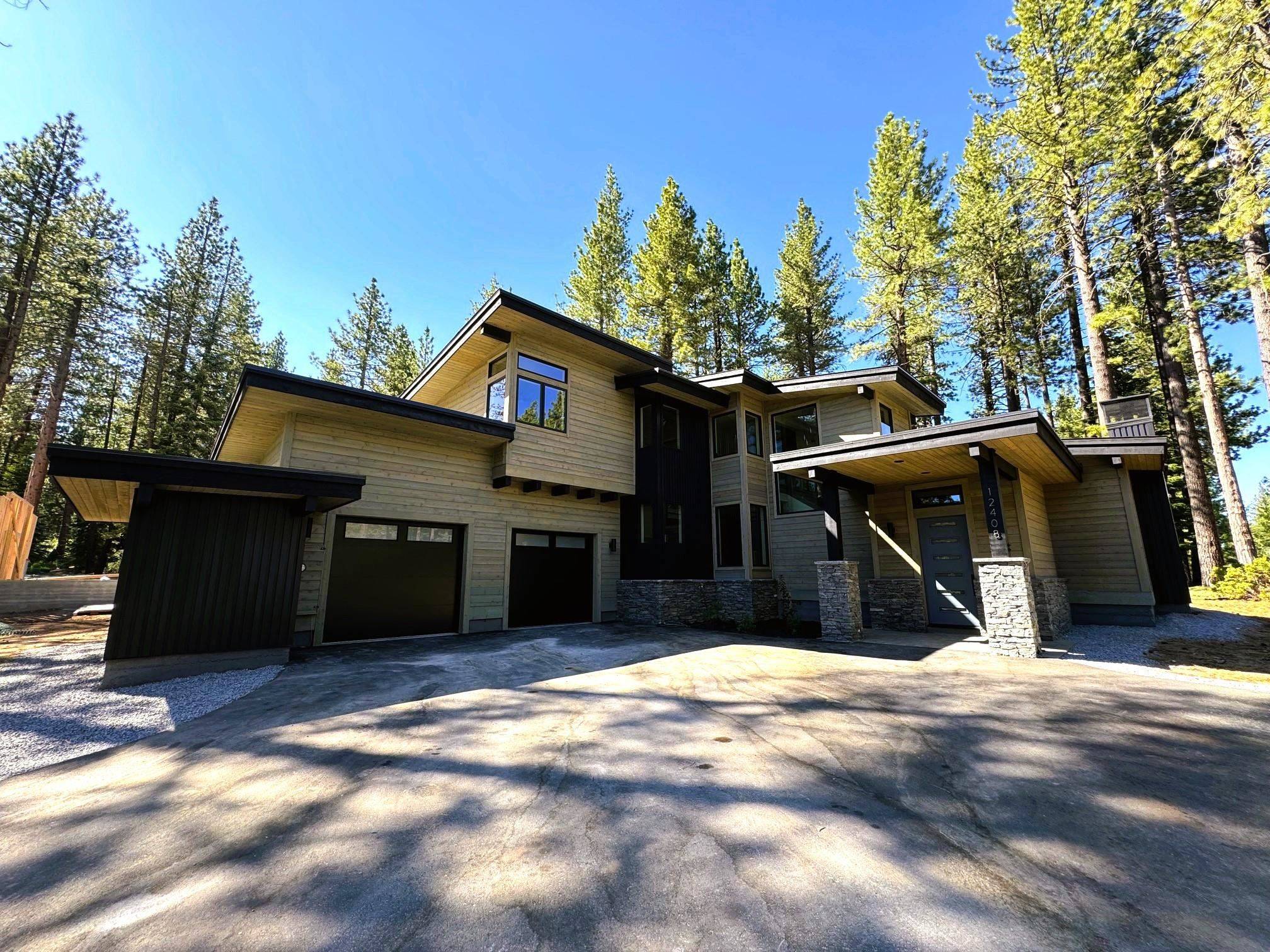 Truckee, CA 96161,12408 Granite Drive