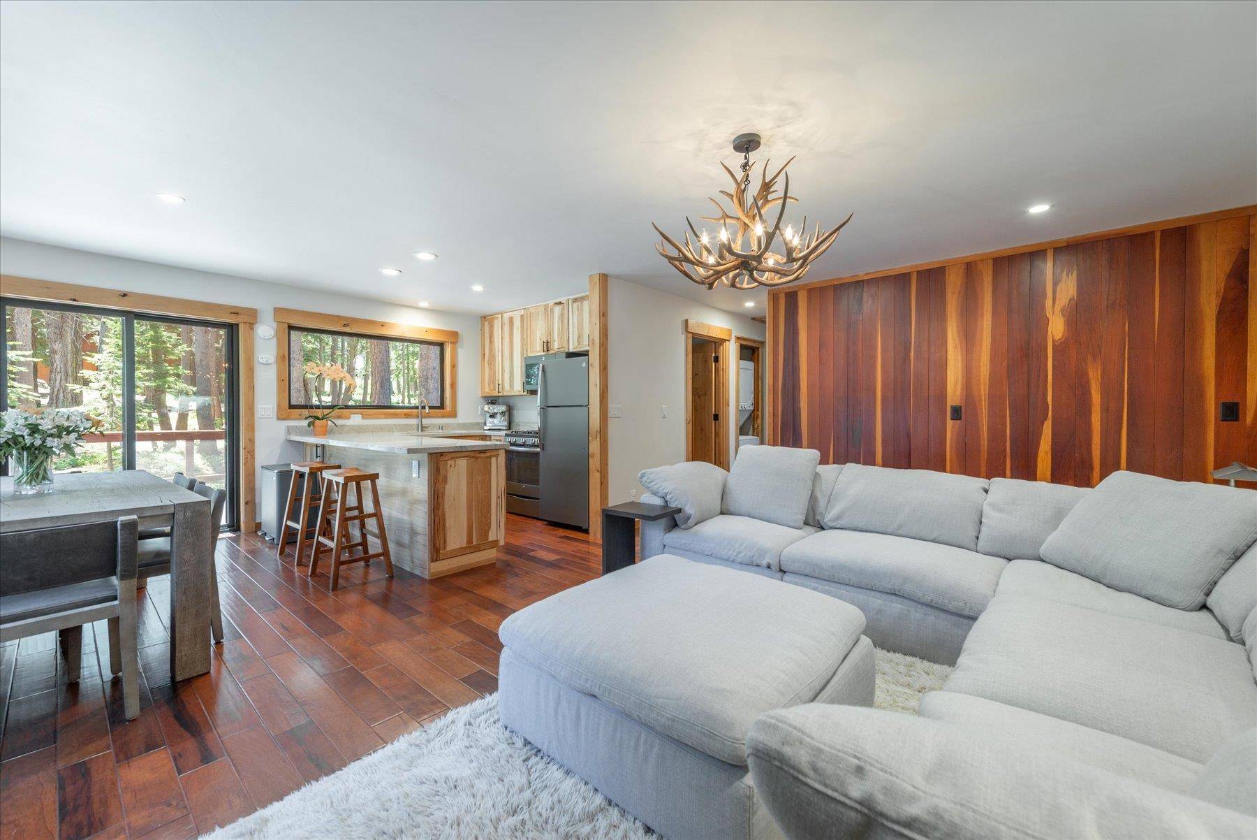 Truckee, CA 96161,15165 Northwoods Boulevard