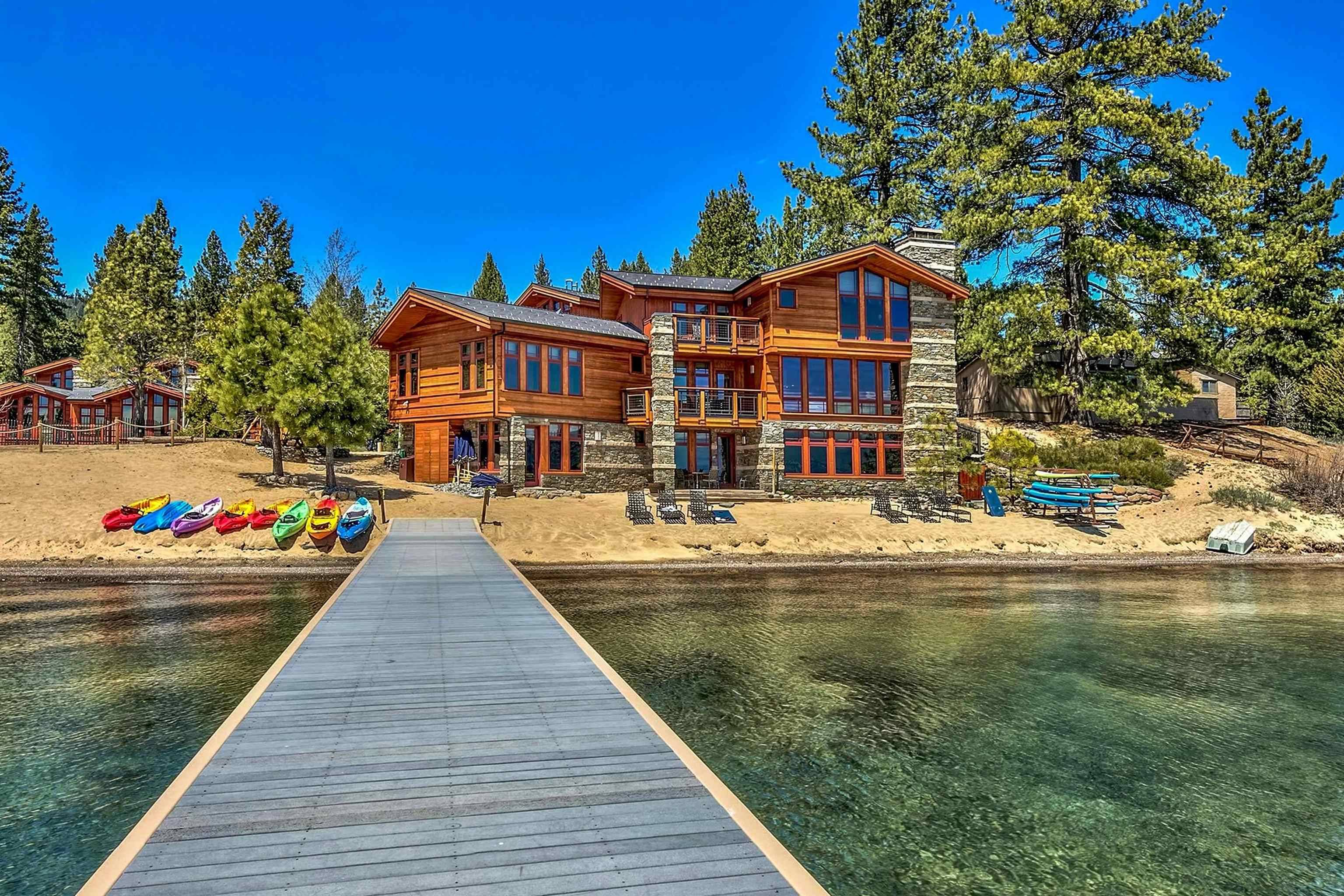 Tahoe Vista, CA 96148,6750 N North Lake Boulevard #11