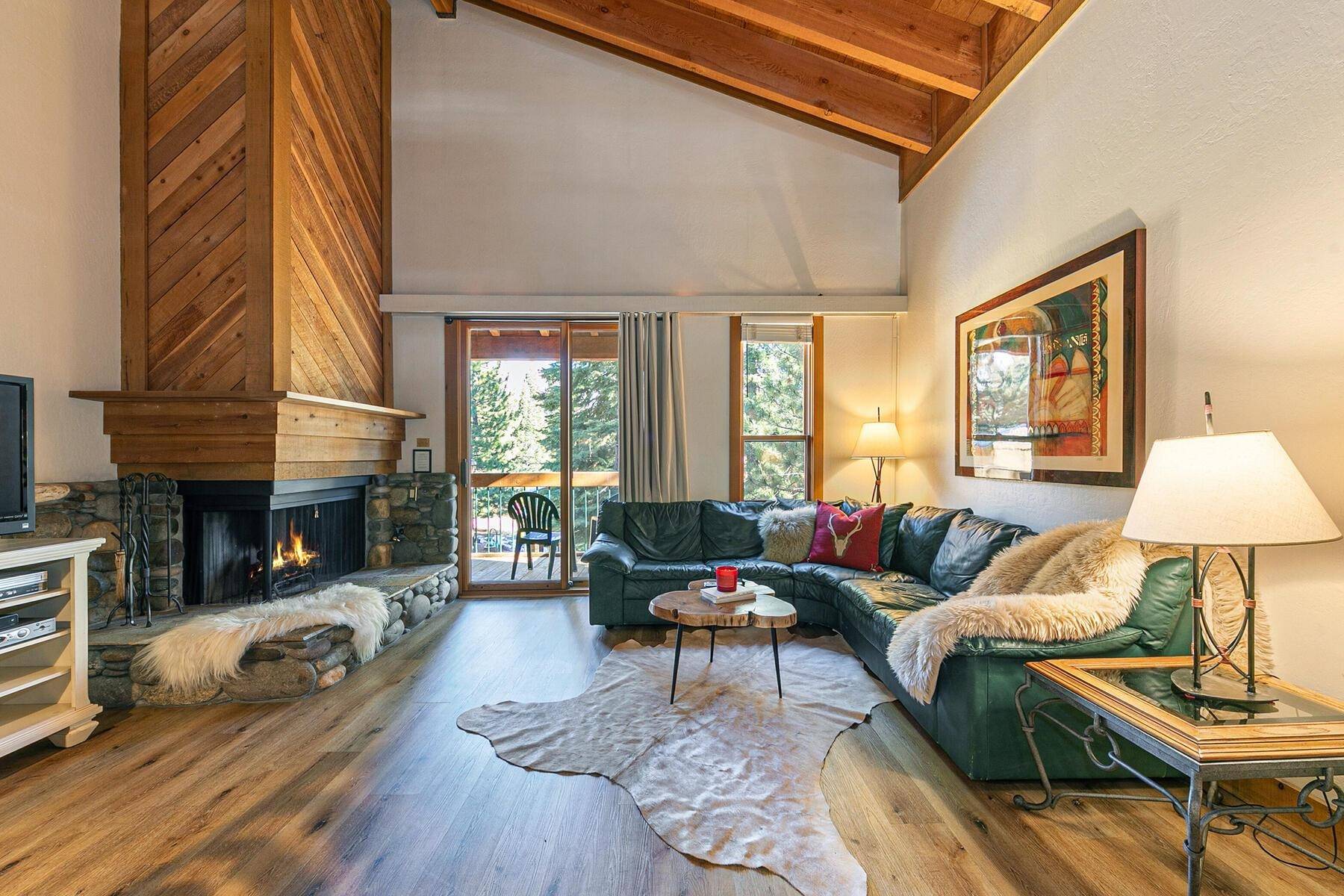 Truckee, CA 96161-0000,5053 Gold Bend