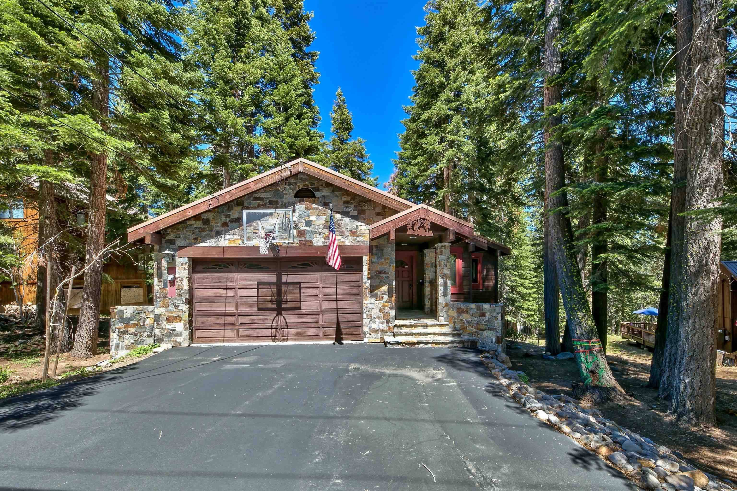 Truckee, CA 96161,12209 Greenleaf Way