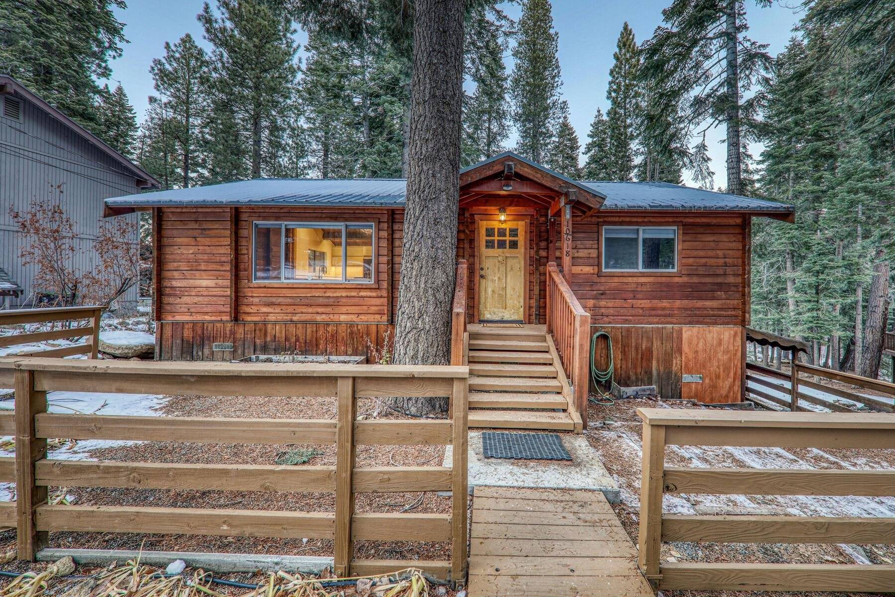 Truckee, CA 96161-2152,10618 Laurelwood Drive