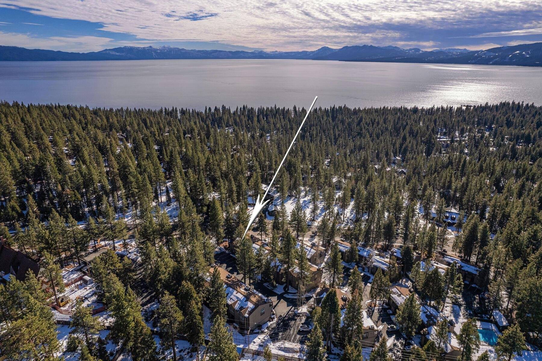 Tahoe City, CA 96145,3115 North Lake Boulevard #37