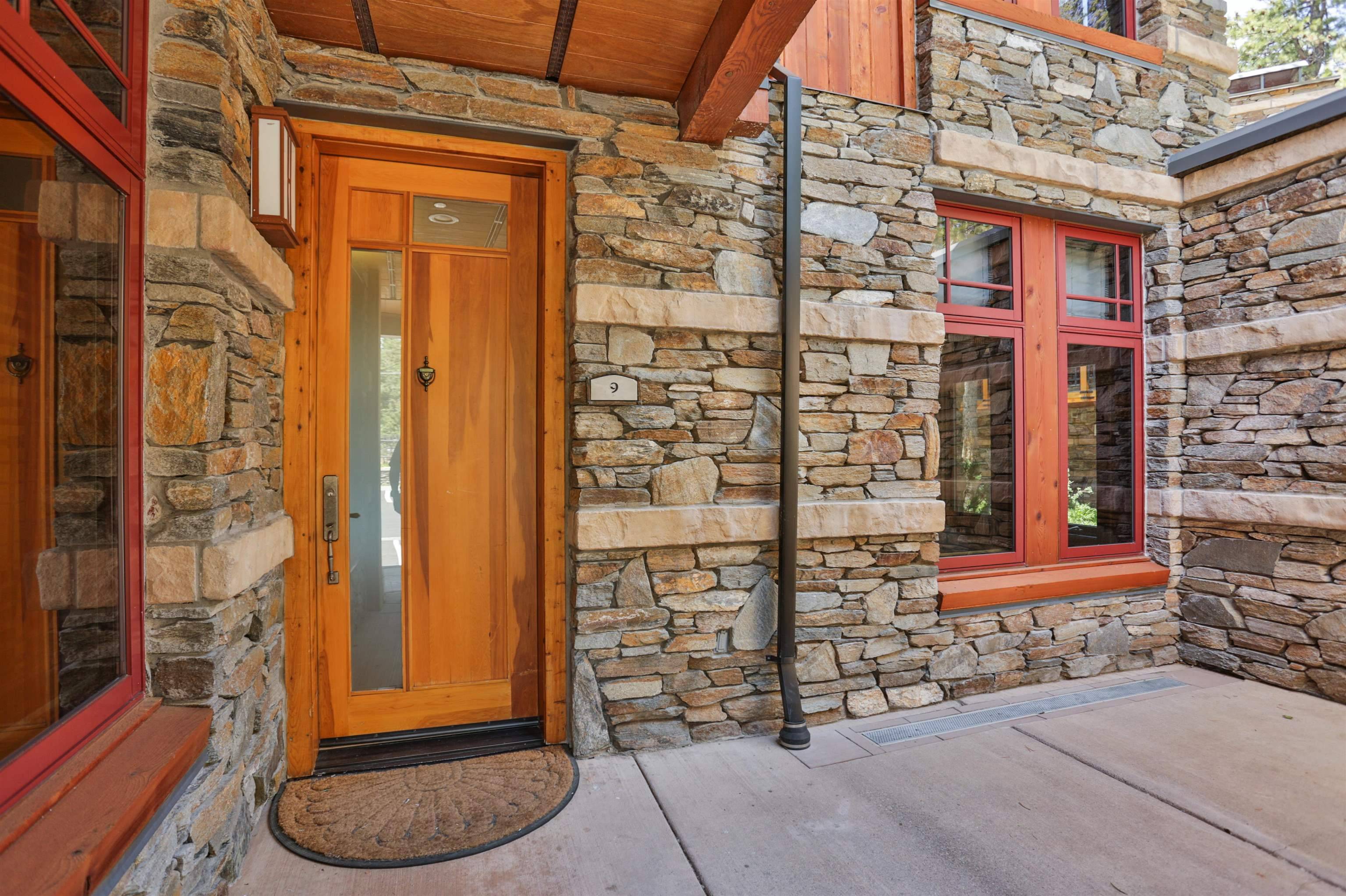 Tahoe Vista, CA 96148,6750 North Lake Boulevard #9F