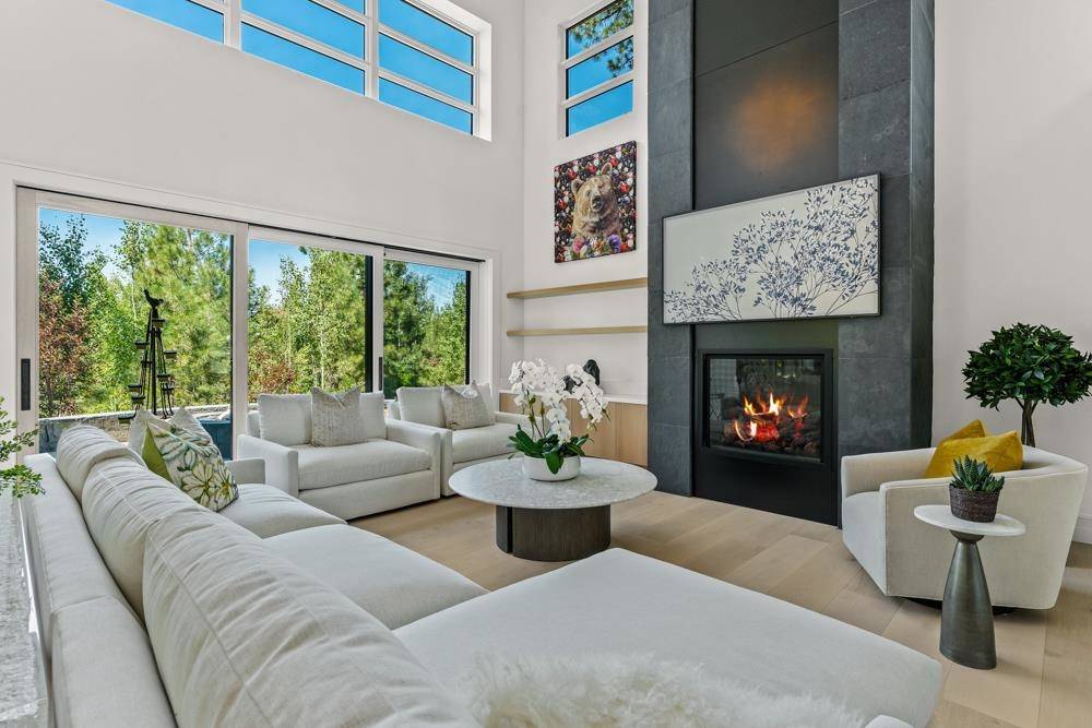 Truckee, CA 96161,11329 Elle Ellen