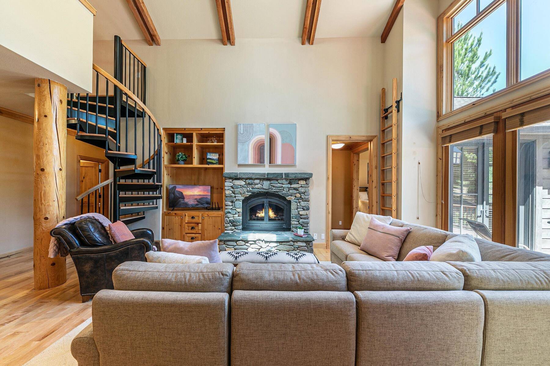 Clio, CA 96106,79 Hawk Ridge