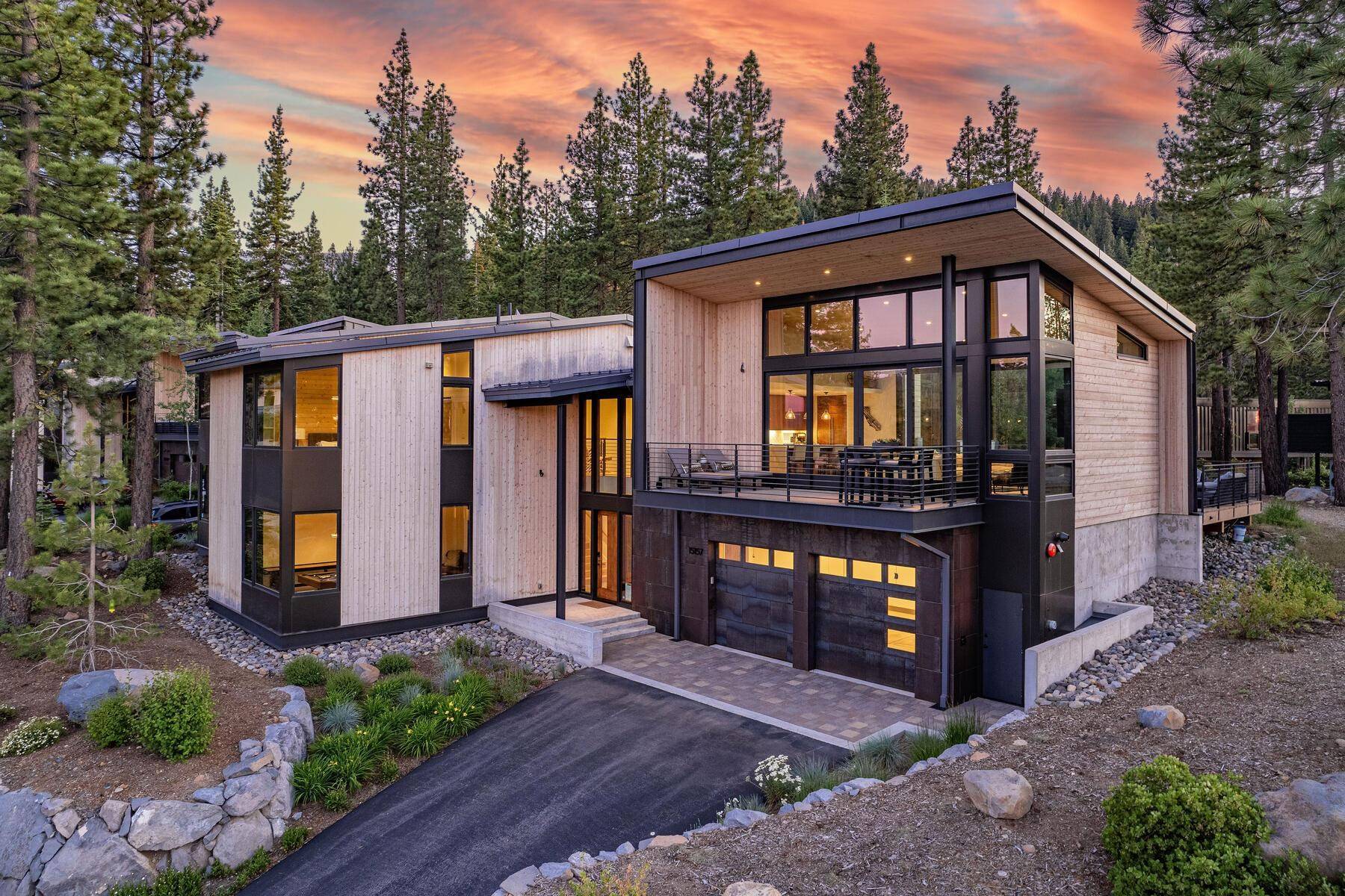 Truckee, CA 96161,15157 Boulder Place