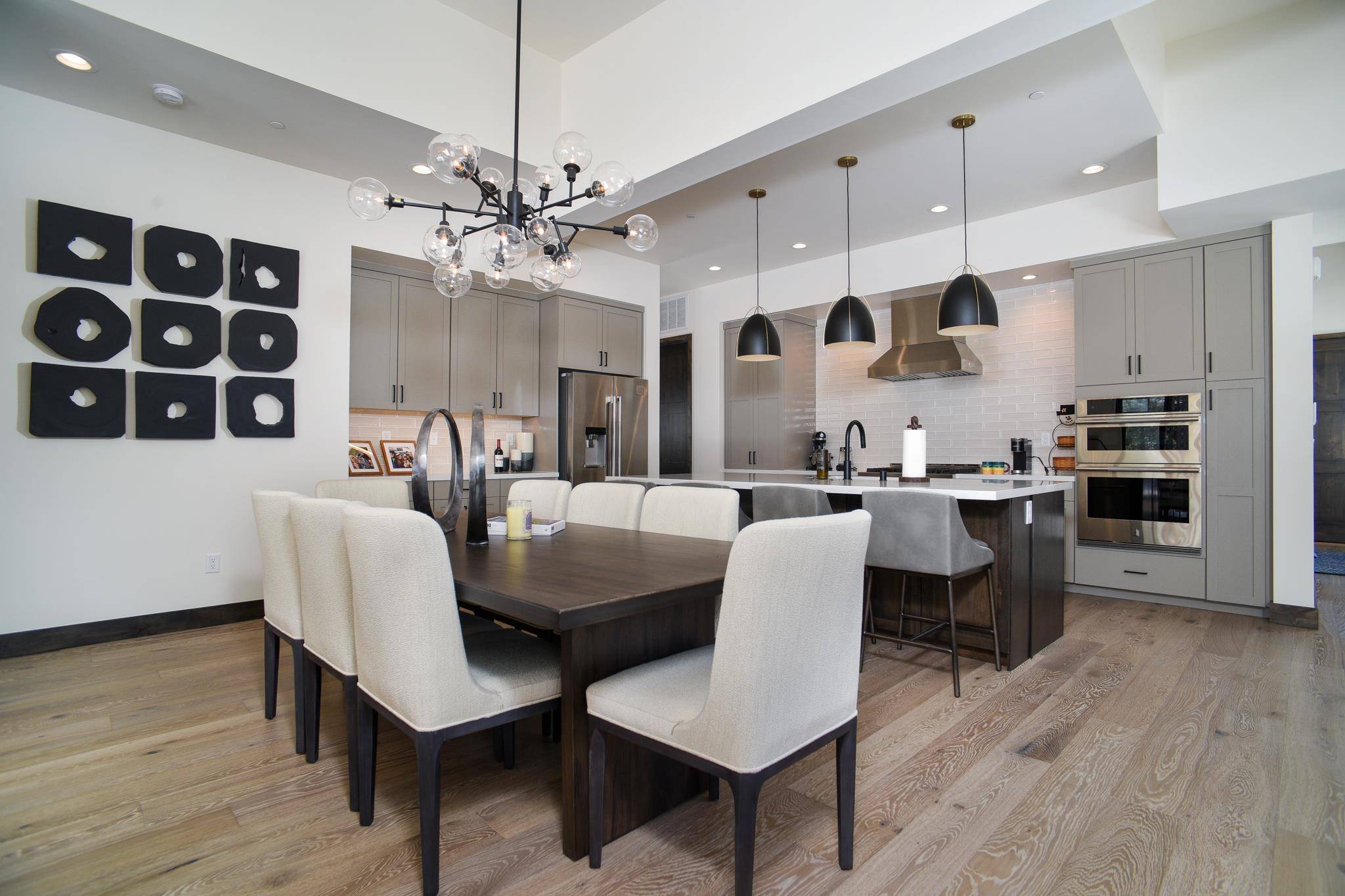 Truckee, CA 96161,10228 Modane Place