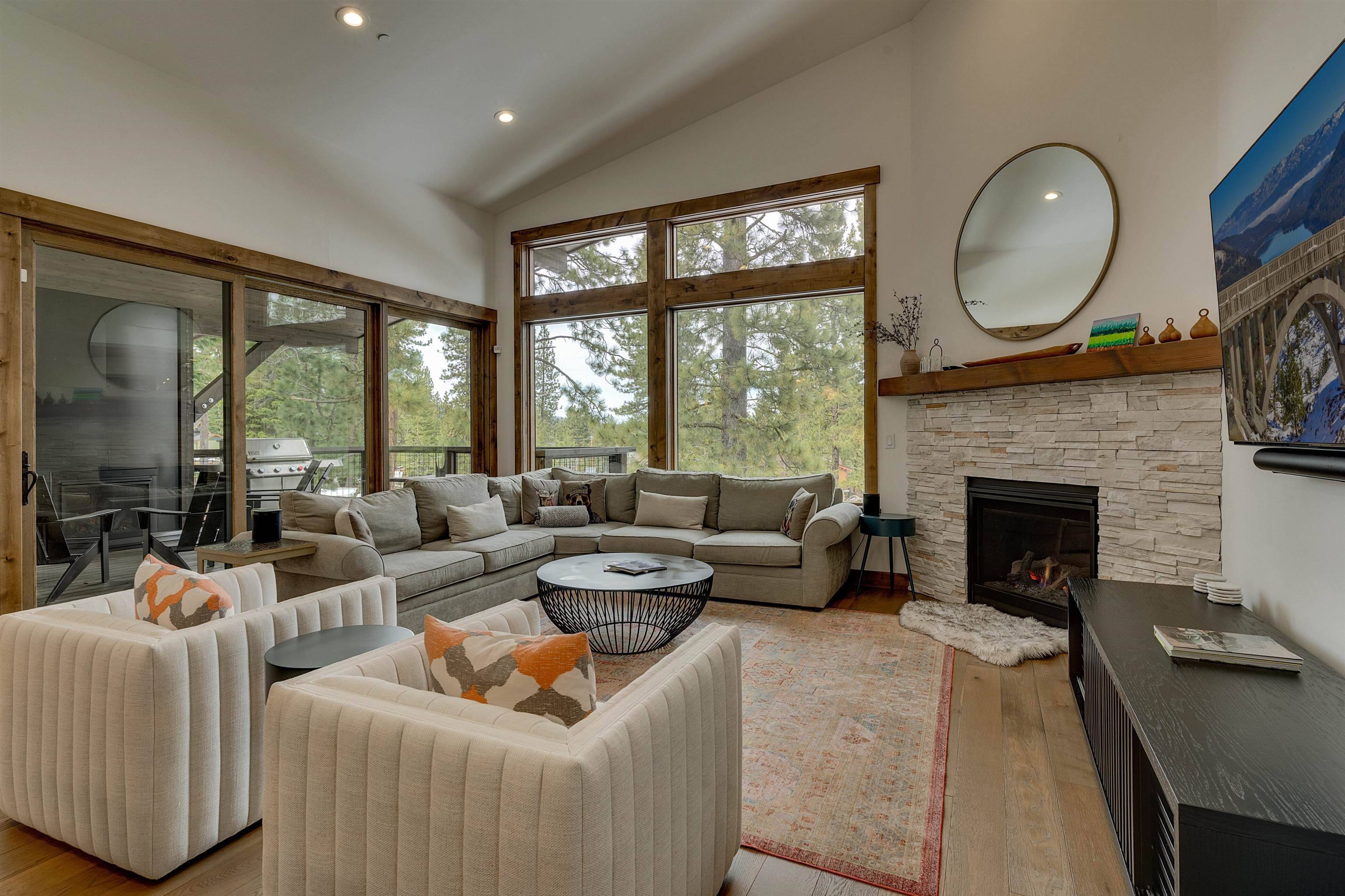 Truckee, CA 96161,9234 Heartwood Drive