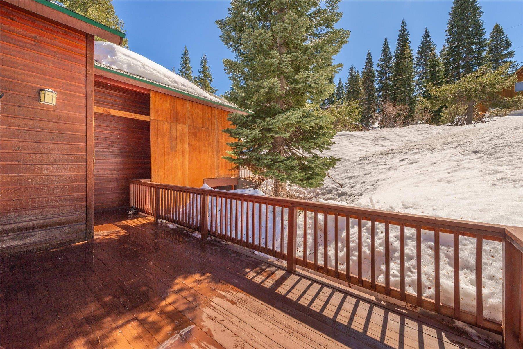 Truckee, CA 96161,14048 Herringbone Way