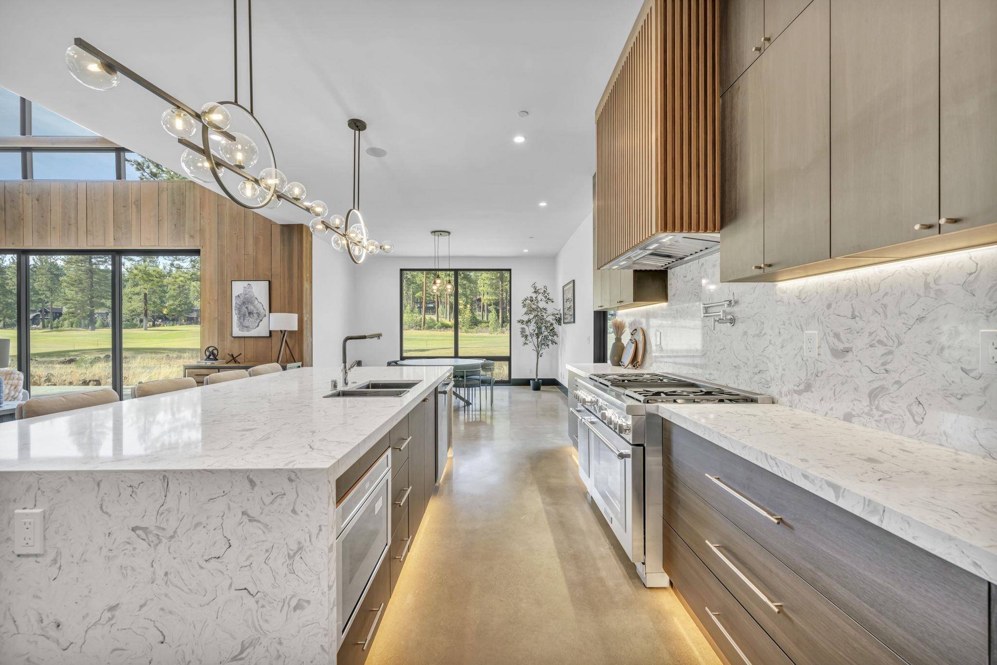 Truckee, CA 96161,9185 Heartwood Drive