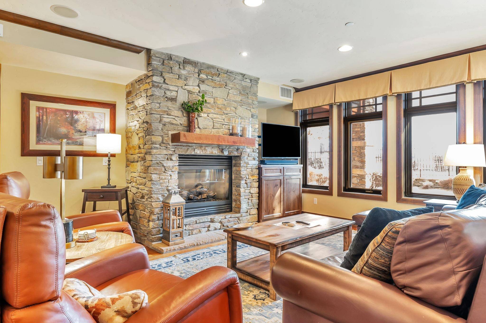 Tahoe Vista, CA 96148,6750 North Lake Boulevard #9D