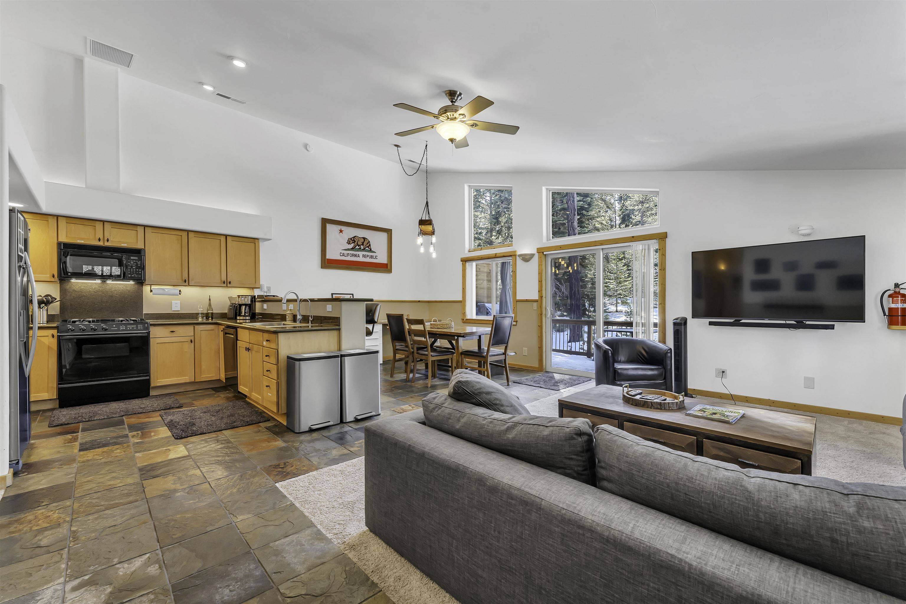 Truckee, CA 96161,11352 Northwoods Boulevard #4