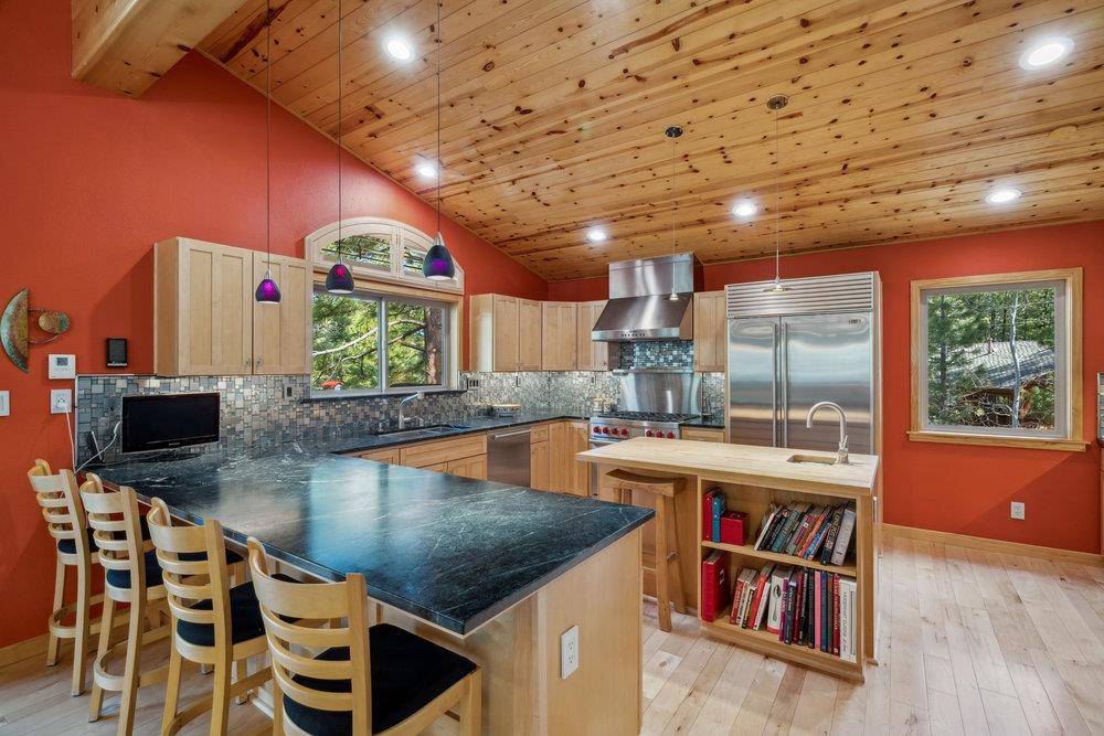 Truckee, CA 96161,15450 Donnington Lane