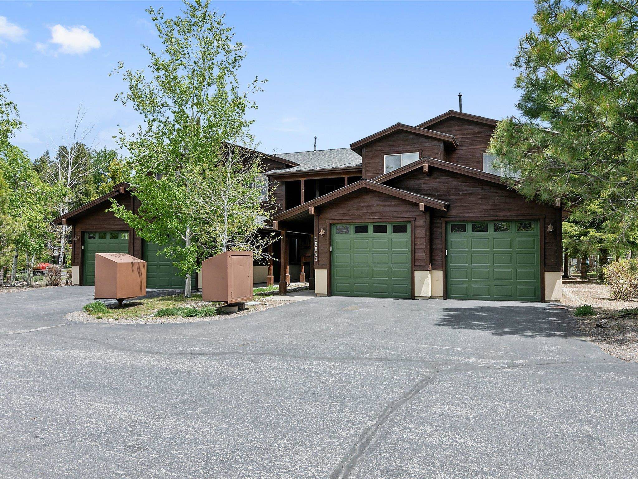 Truckee, CA 96161,10841 Cinnabar Way #4