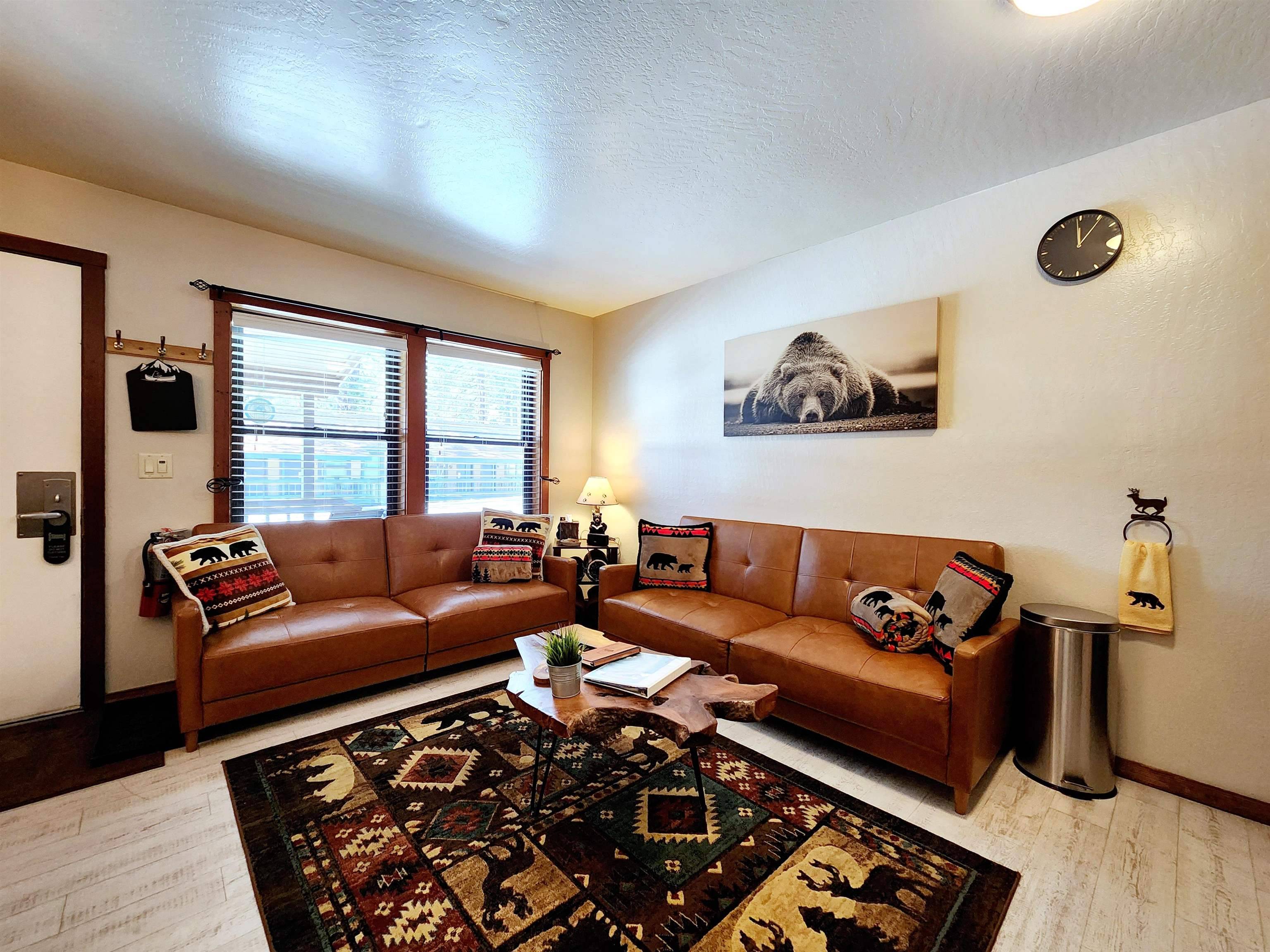 Tahoe Vista, CA 96148,6943 North Lake Boulevard #43