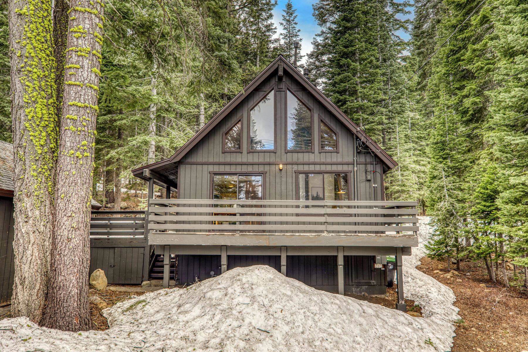 Truckee, CA 96161-0000,12470 Skislope Way