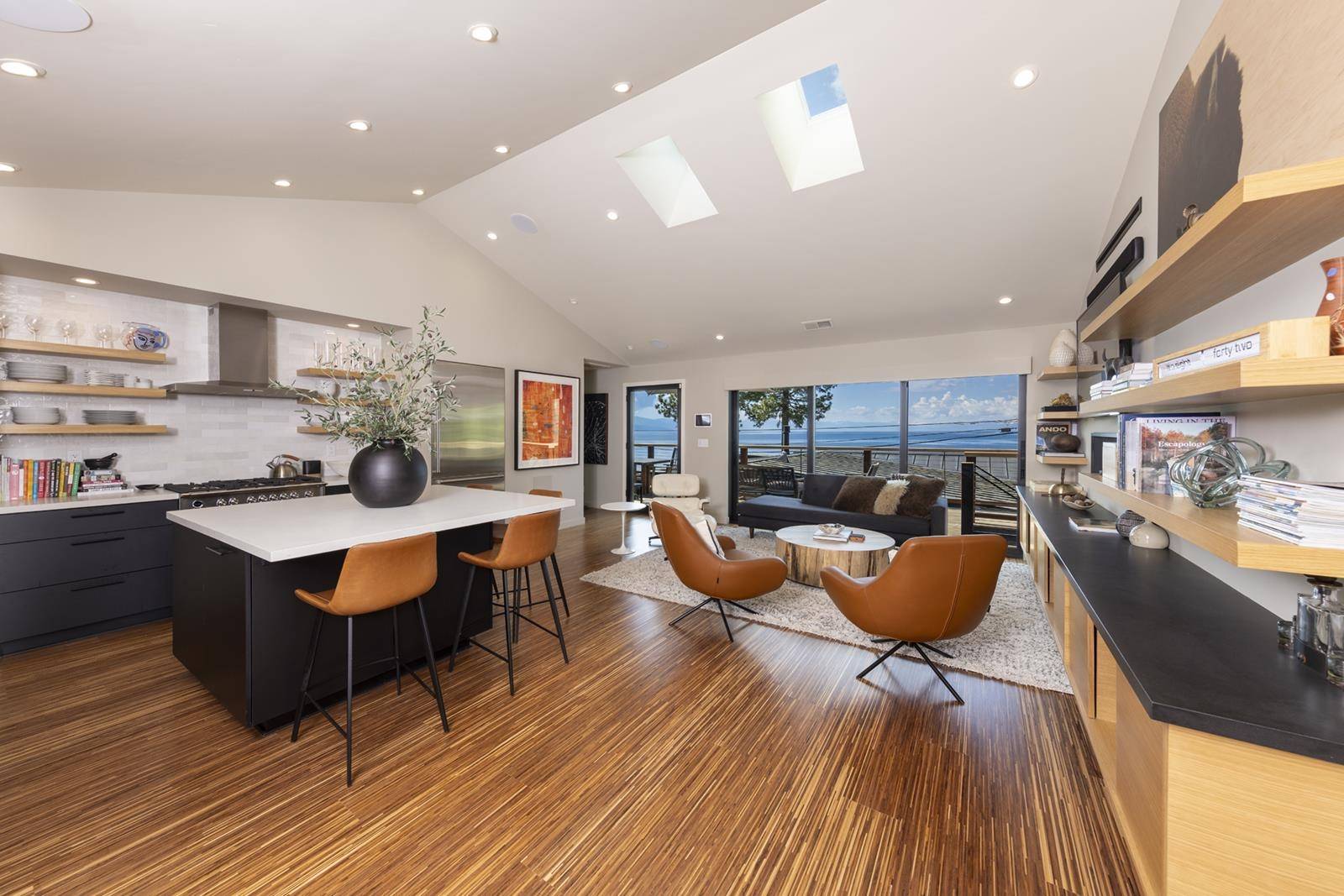 Carnelian Bay, CA 96140,6061 North Lake Boulevard