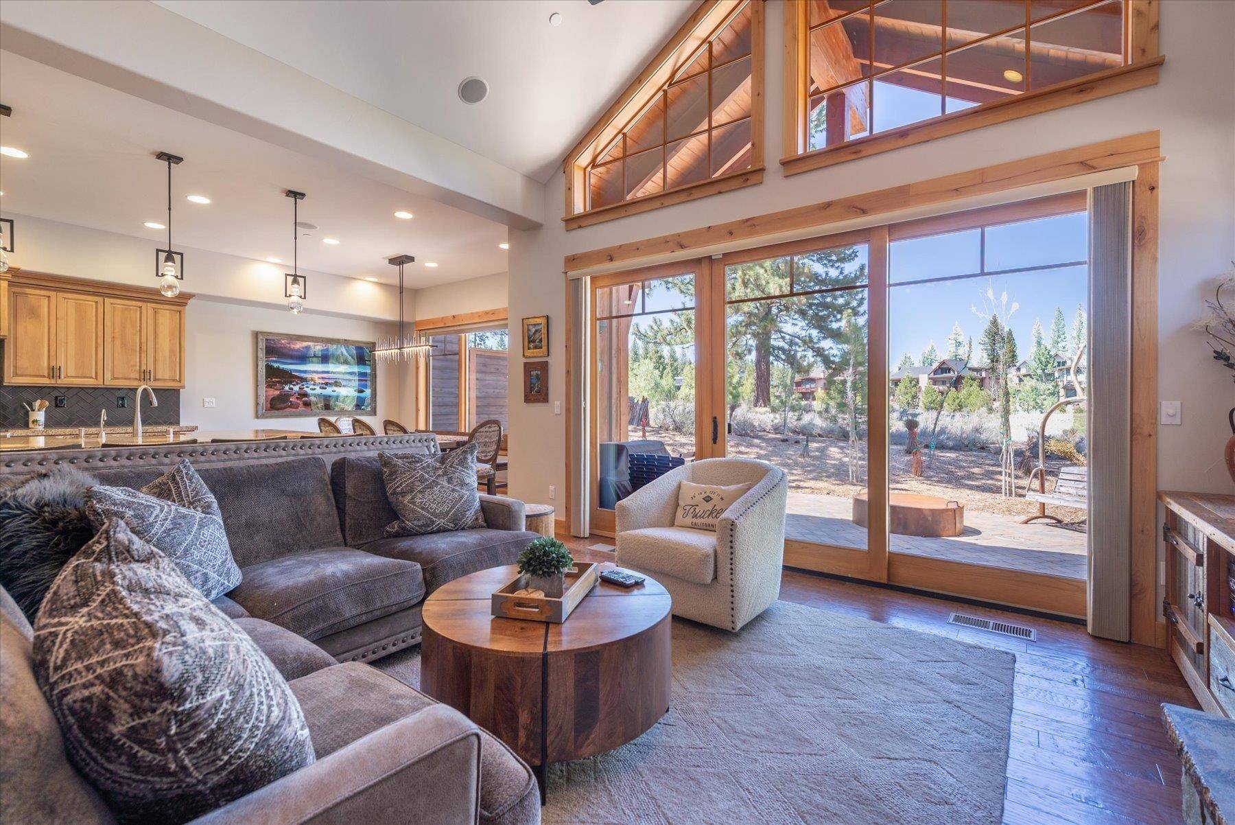 Truckee, CA 96161,10232 Valmont Trail