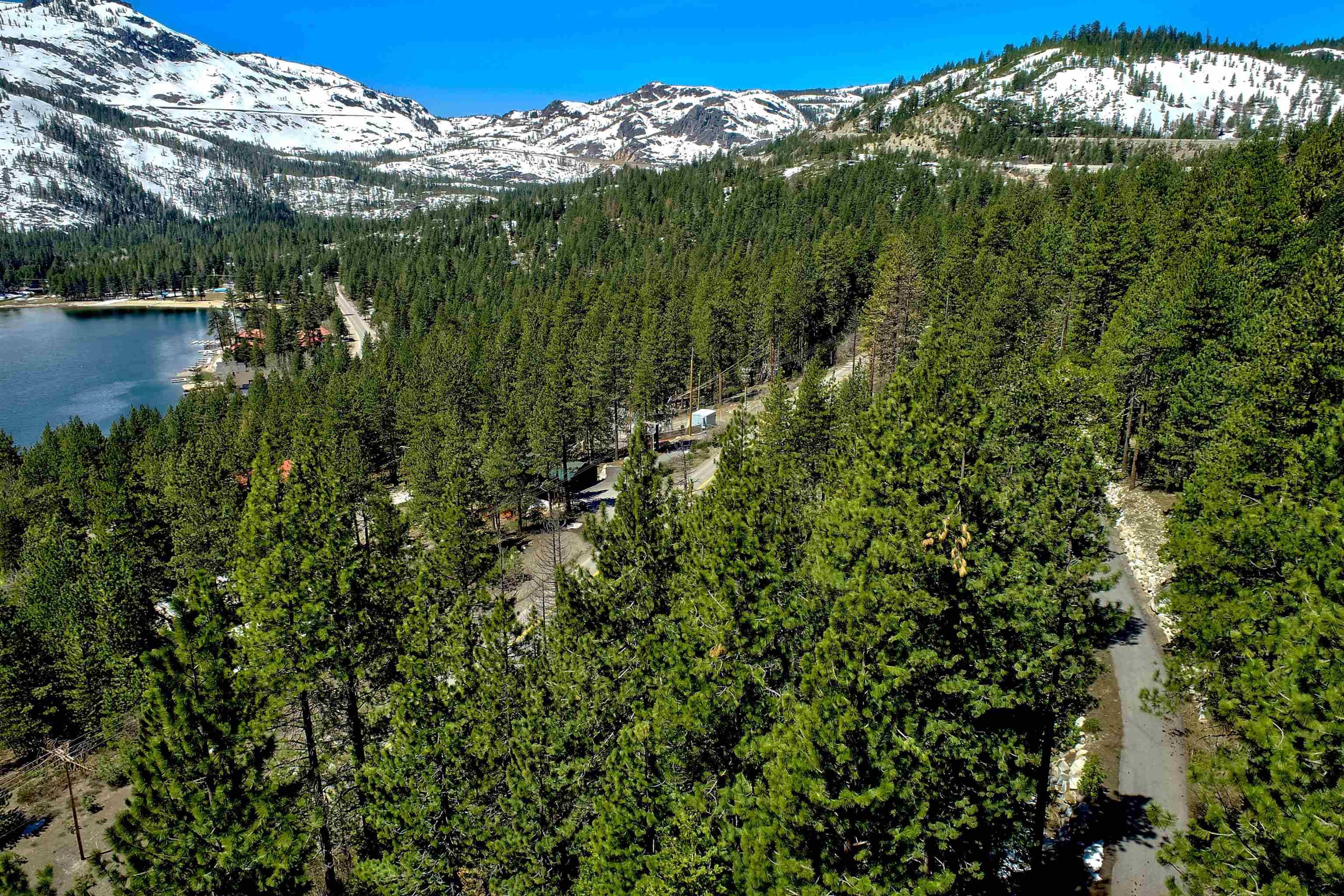 Truckee, CA 96161,10607 Donner Lake Road