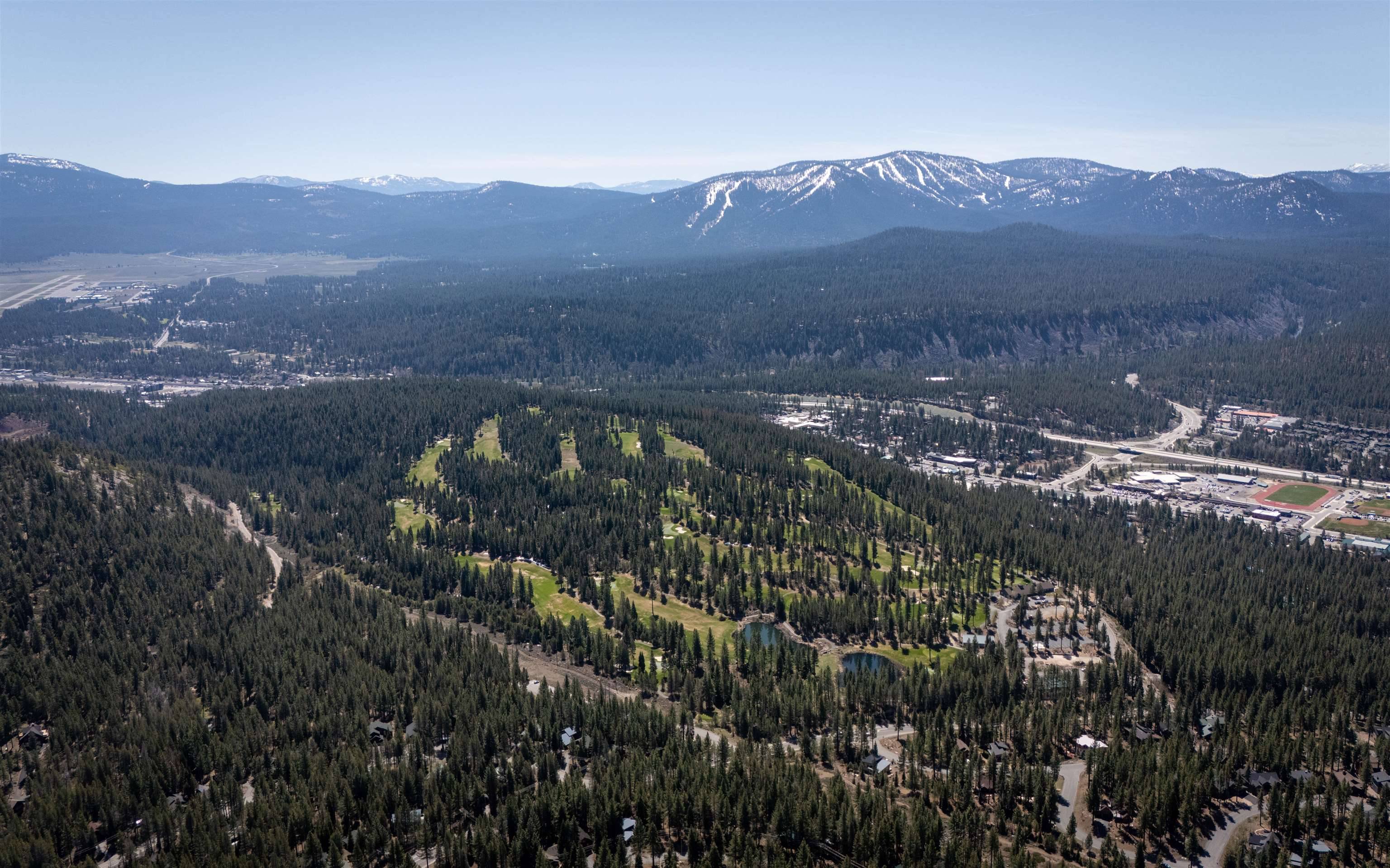 Truckee, CA 96161,12815 Zurich Place