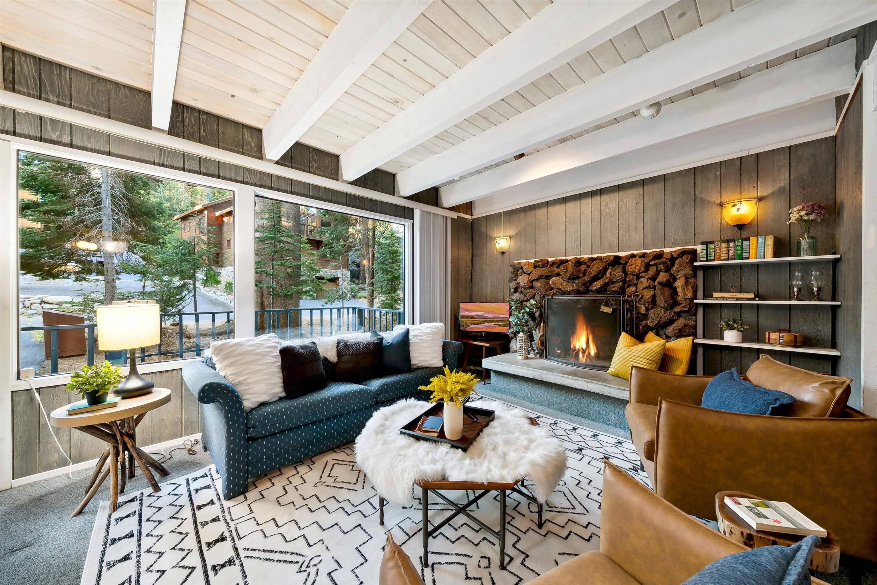Truckee, CA 96161-3520,16235 Old Highway Drive