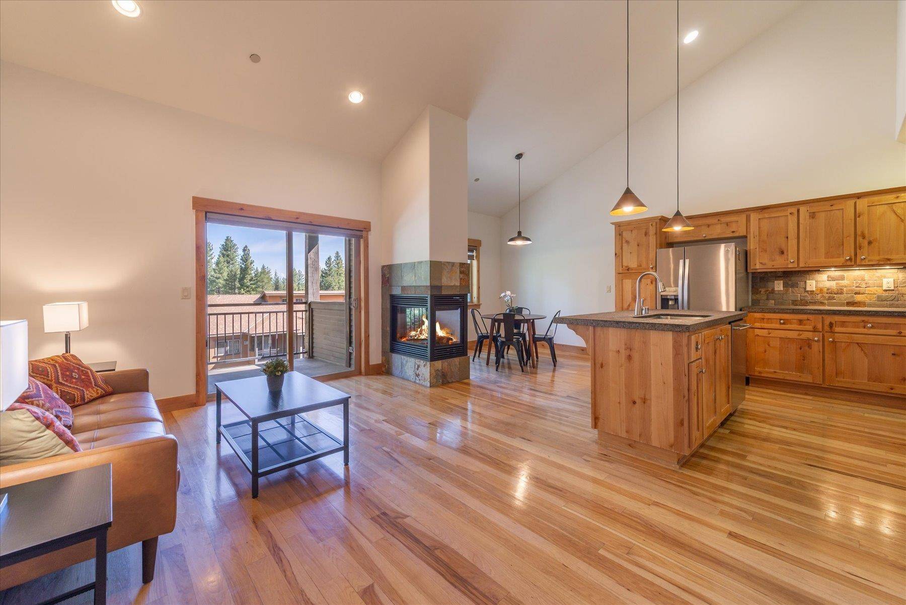 Truckee, CA 96161,10277 Palisades Drive #2