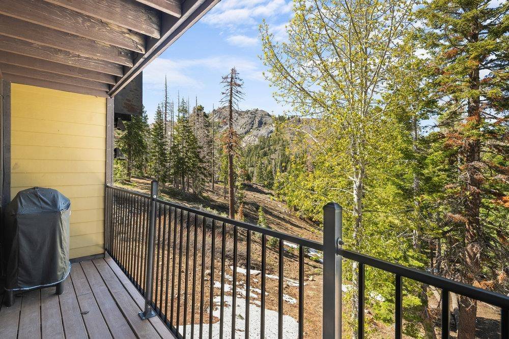 Alpine Meadows, CA 96146,2090 Chalet Road #4
