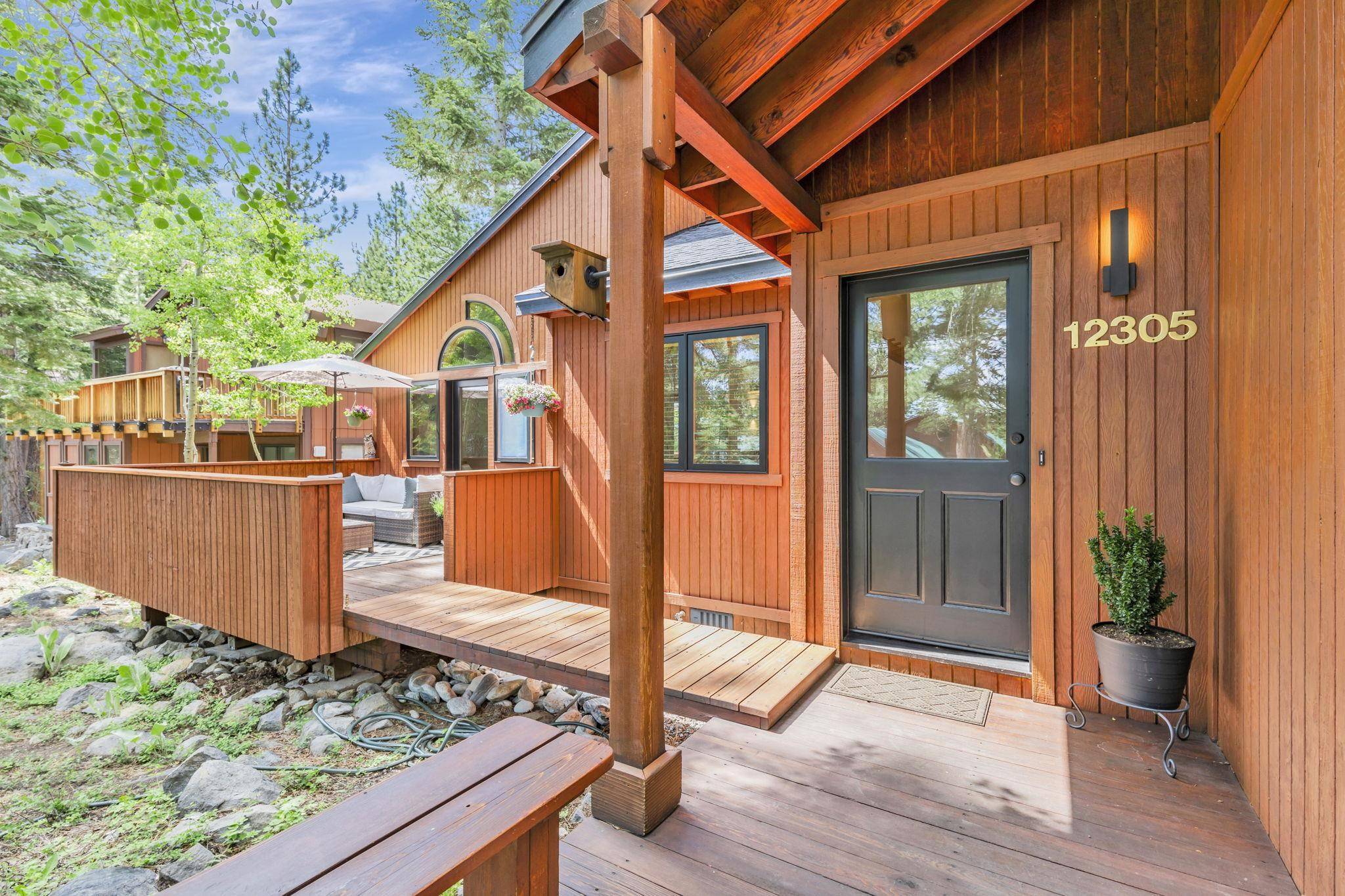 Truckee, CA 96161,12305 Bennett Flat Road