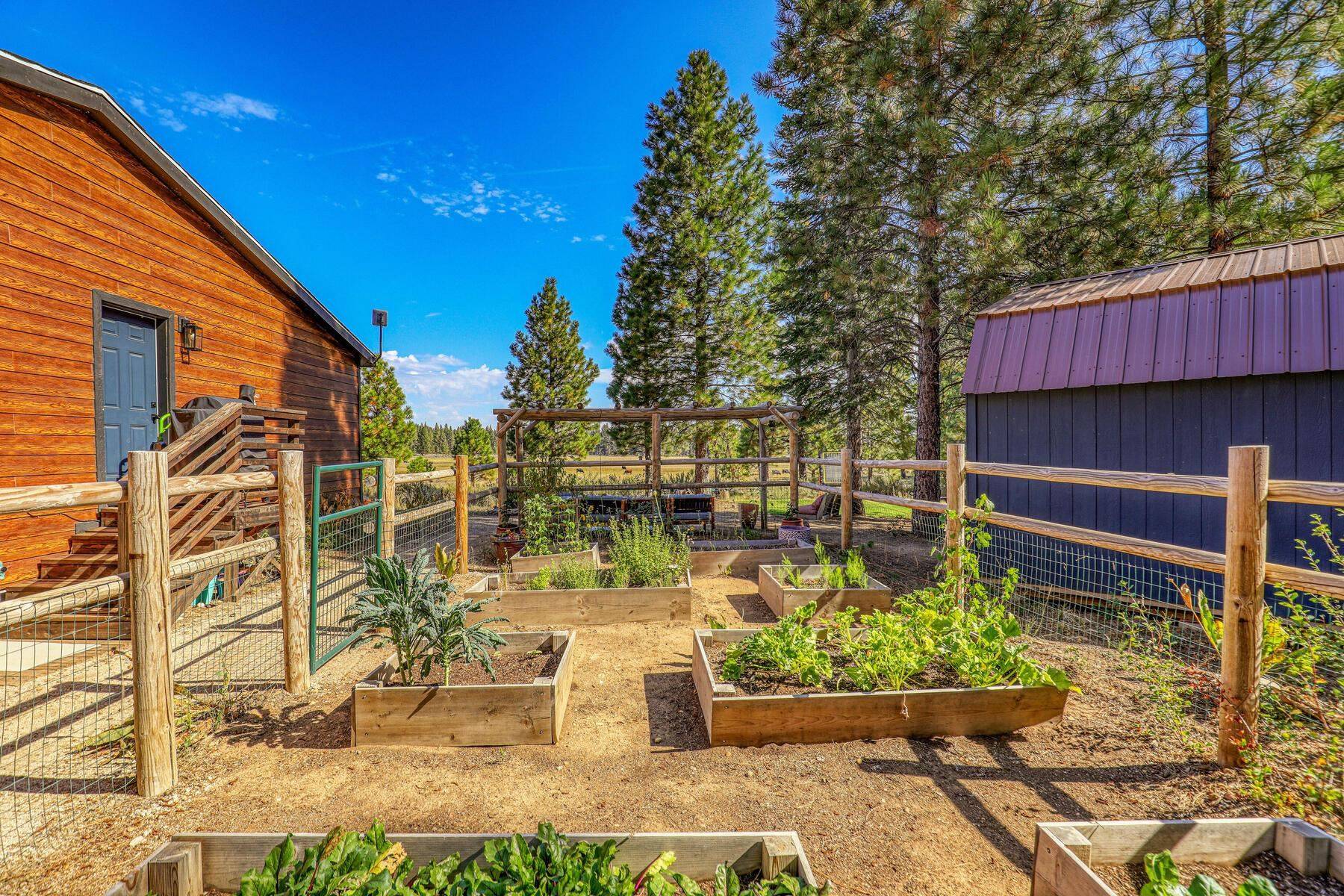 Calpine, CA 96124,1015 Mountain Quail Road