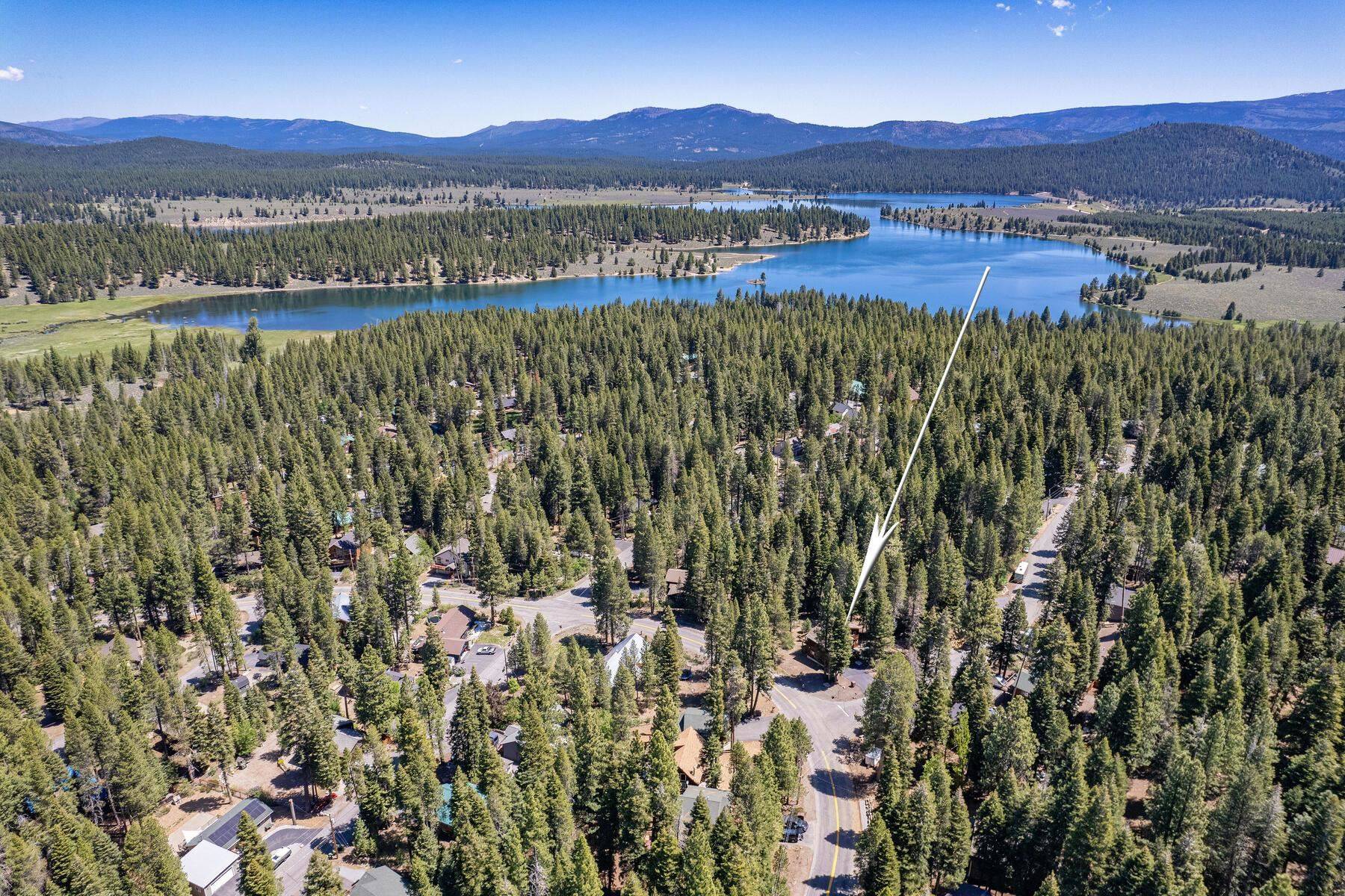 Truckee, CA 96161,10488 Heather Road