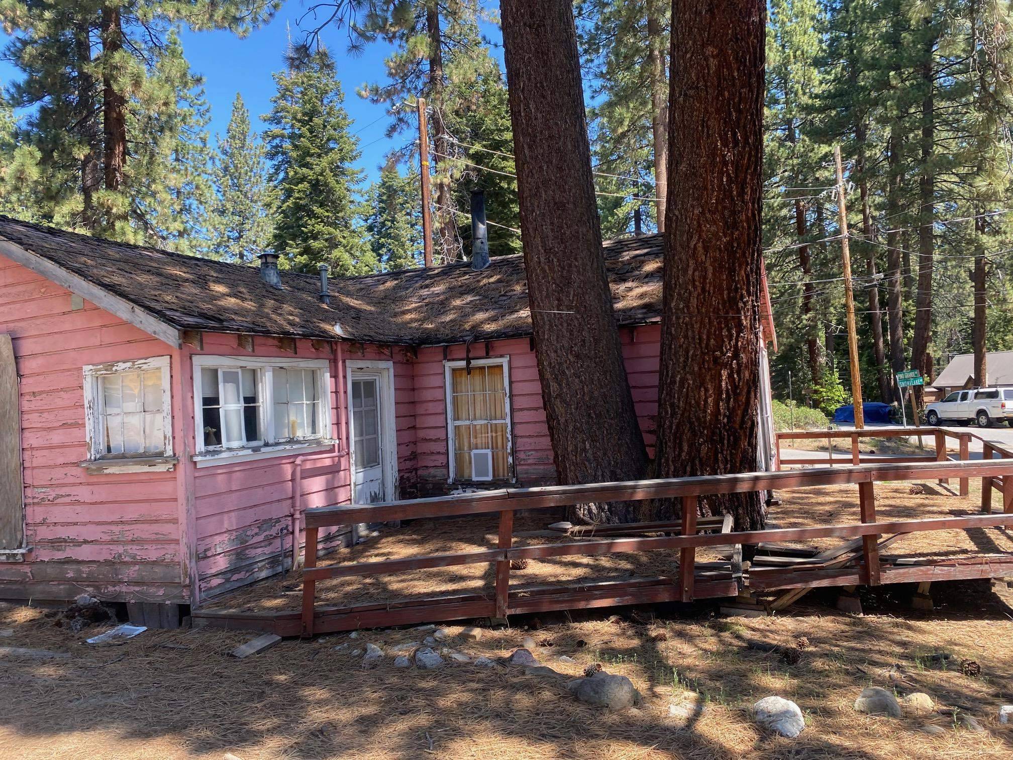 Tahoe Vista, CA 96148,305 Snowflake Avenue