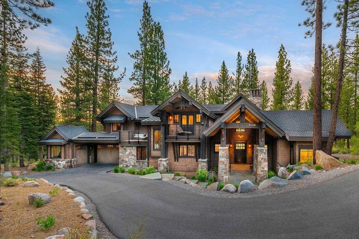 Truckee, CA 96161,8445 Newhall Drive