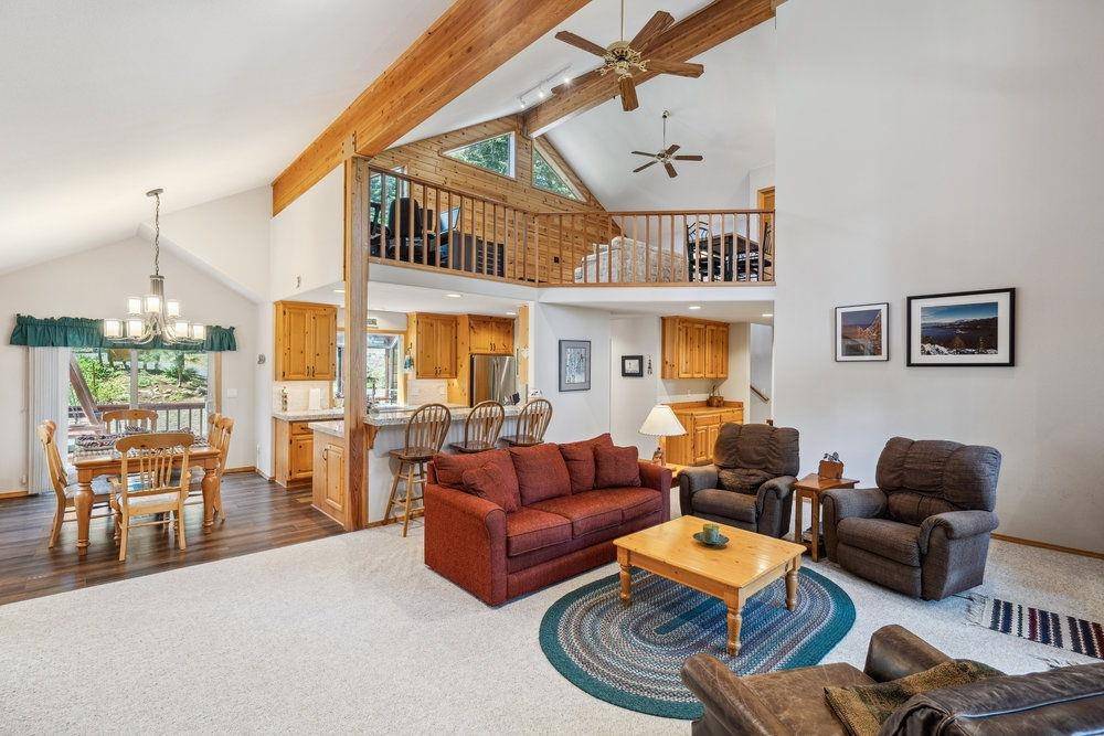Truckee, CA 96161,13898 Herringbone Way