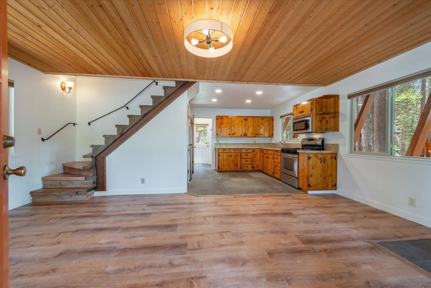 Soda Springs, CA 95728-0000,51648 Tamarack Crescent