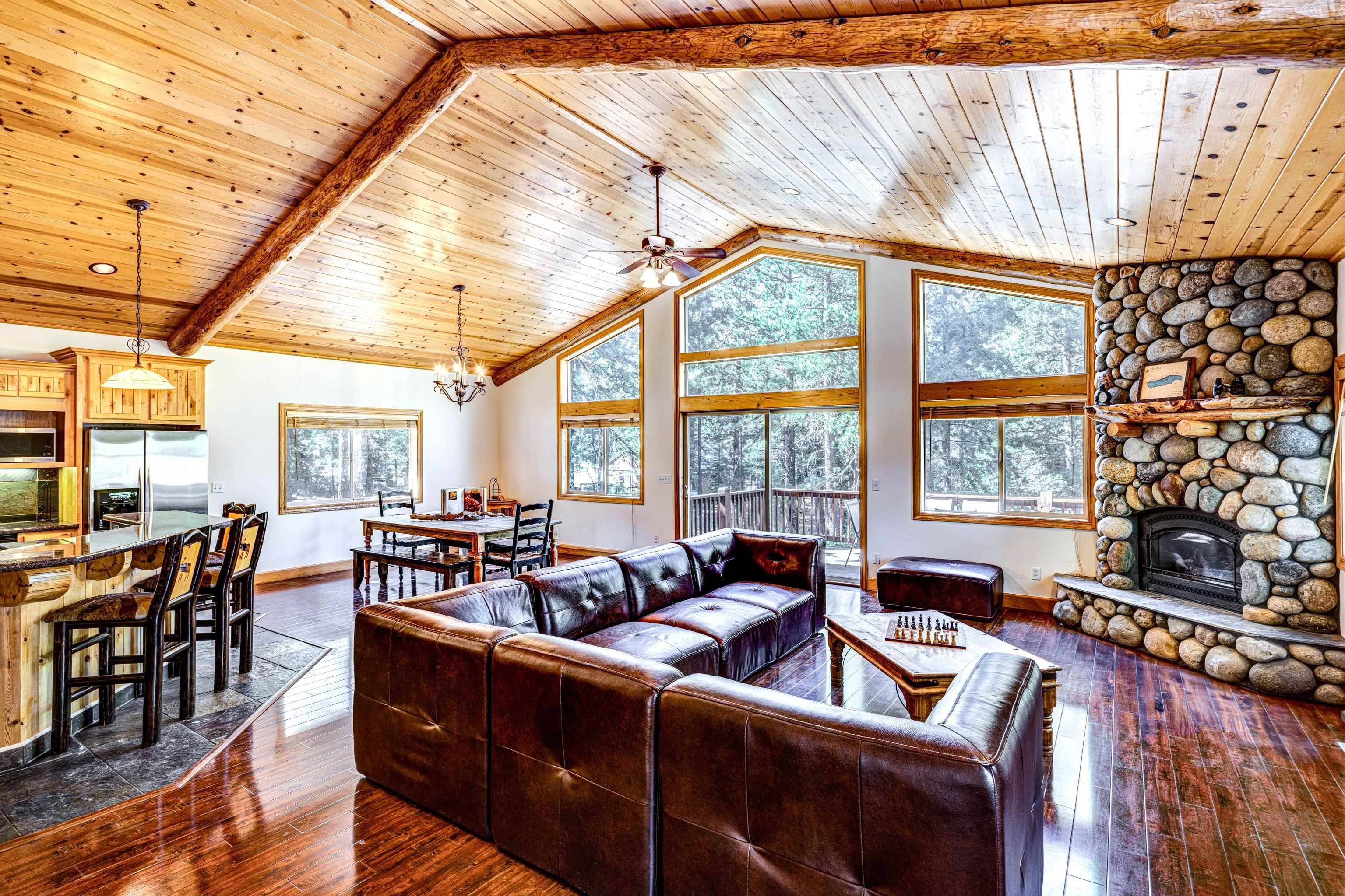 Truckee, CA 96161-4748,13585 Northwoods Boulevard