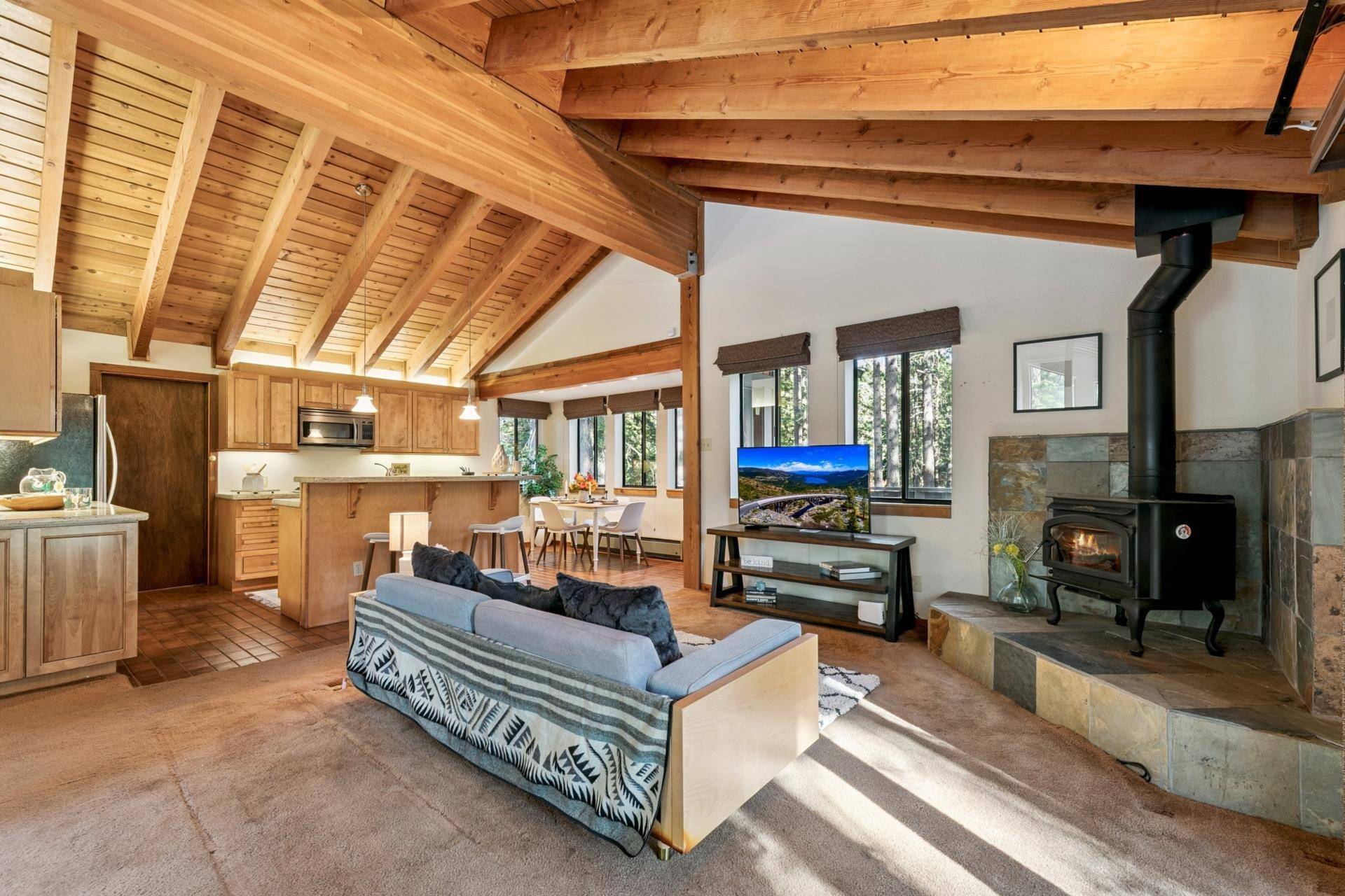 Truckee, CA 96161-0000,15961 Northwoods Boulevard