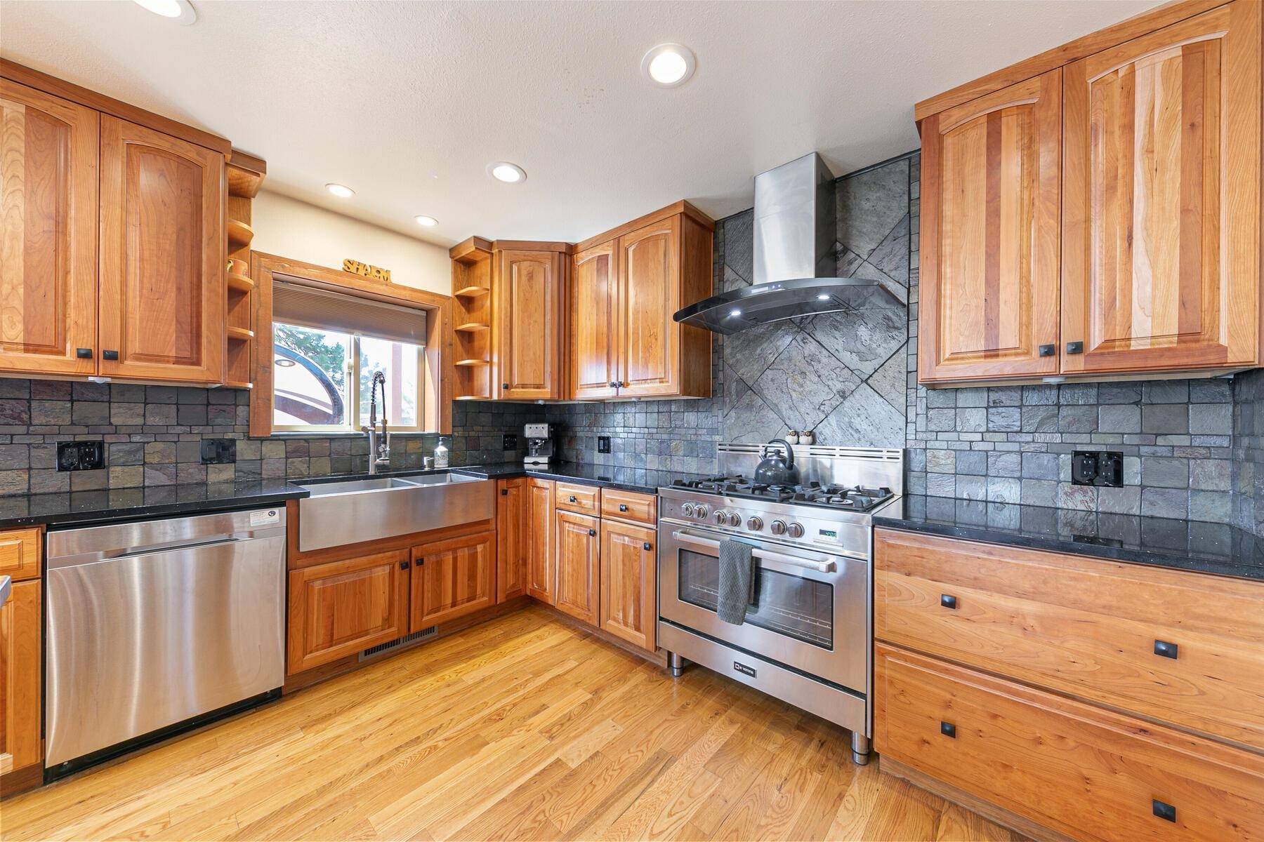 Truckee, CA 96161-0000,15917 Wellington Way